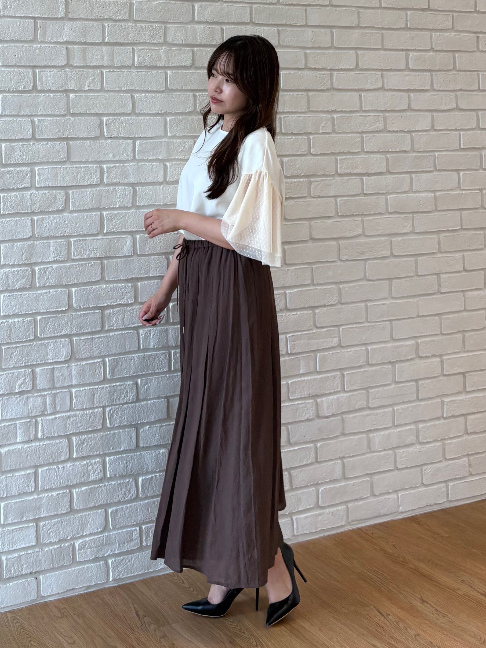 MISAKIさんの「COUP DE CHANCE｜チュール袖カットソー」を使ったコーディネート
