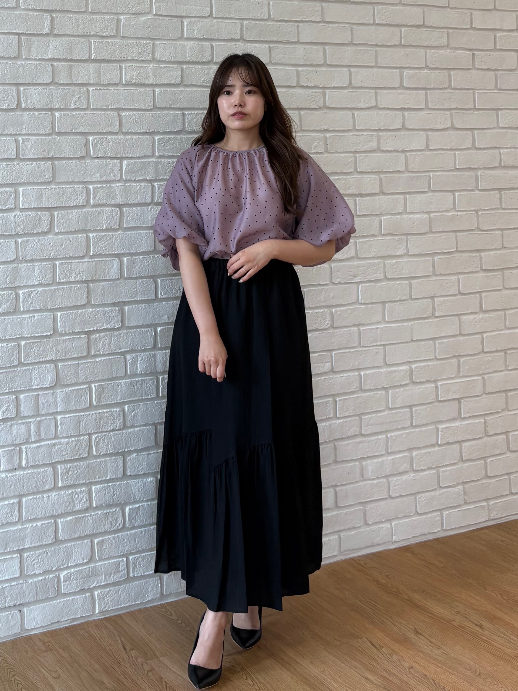 MISAKIさんの「COUP DE CHANCE｜シアードットブラウス」を使ったコーディネート