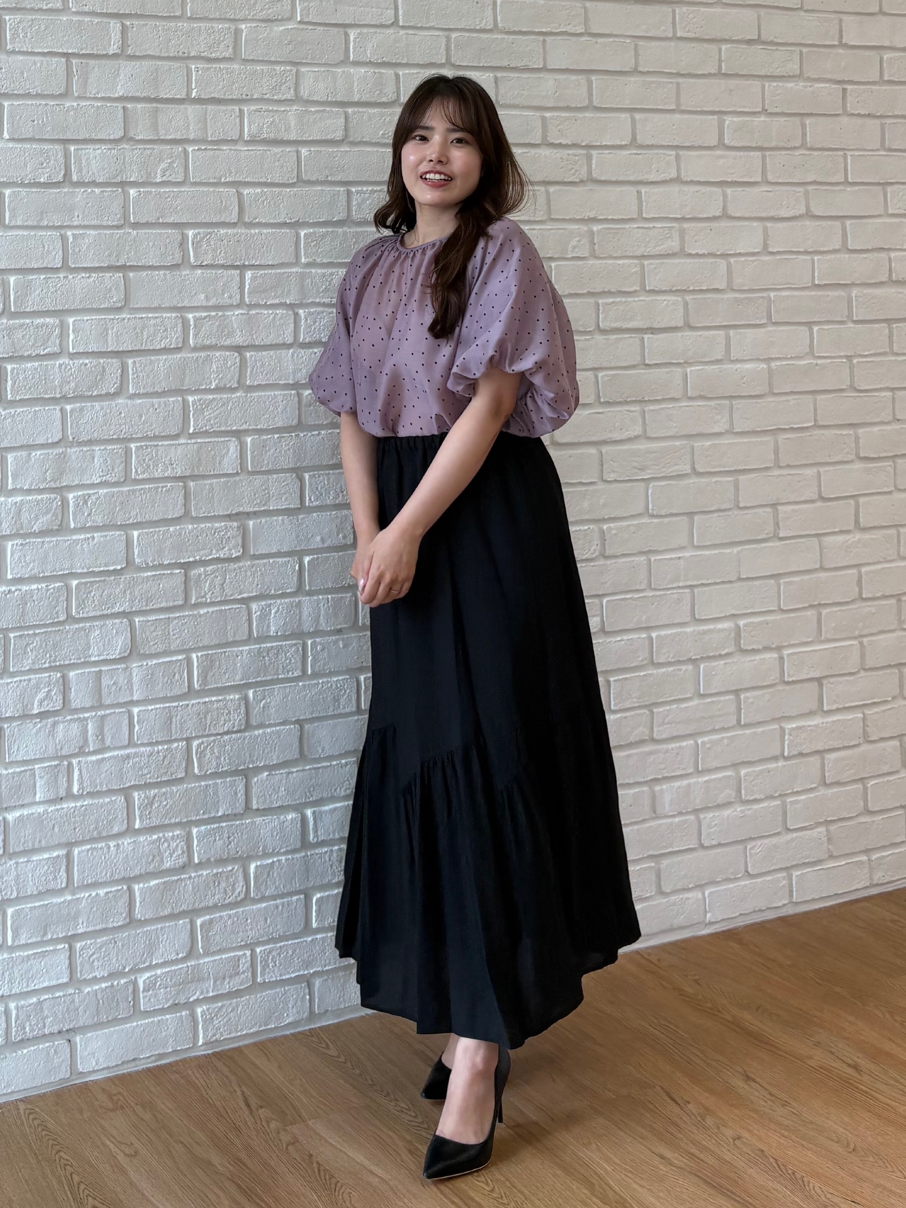 MISAKIさんの「COUP DE CHANCE｜シアードットブラウス」を使ったコーディネート