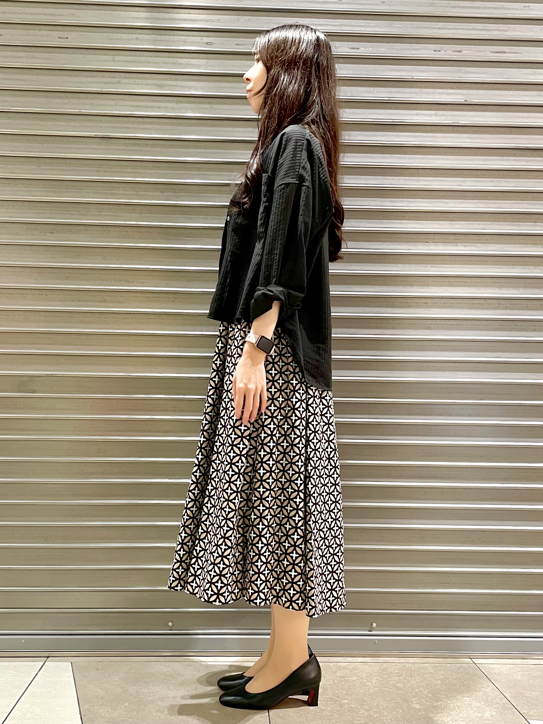 ことさんの「DRESSTERIOR｜シアーストライプクロップドシャツ」を使ったコーディネート