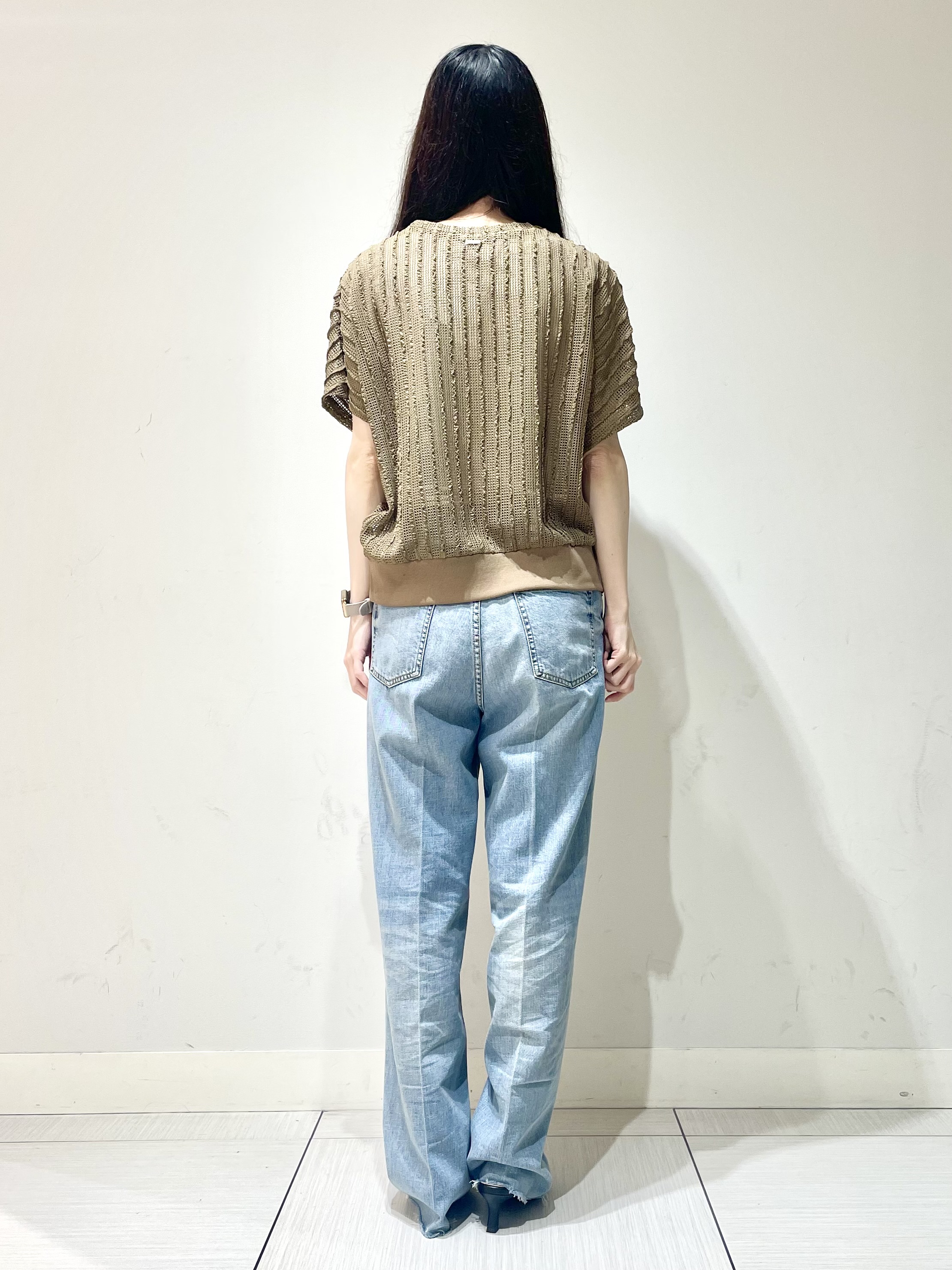 ことさんの「DRESSTERIOR｜【体型カバー/日除け】ドルマンスリーブ シアーメッシュプルオーバー」を使ったコーディネート