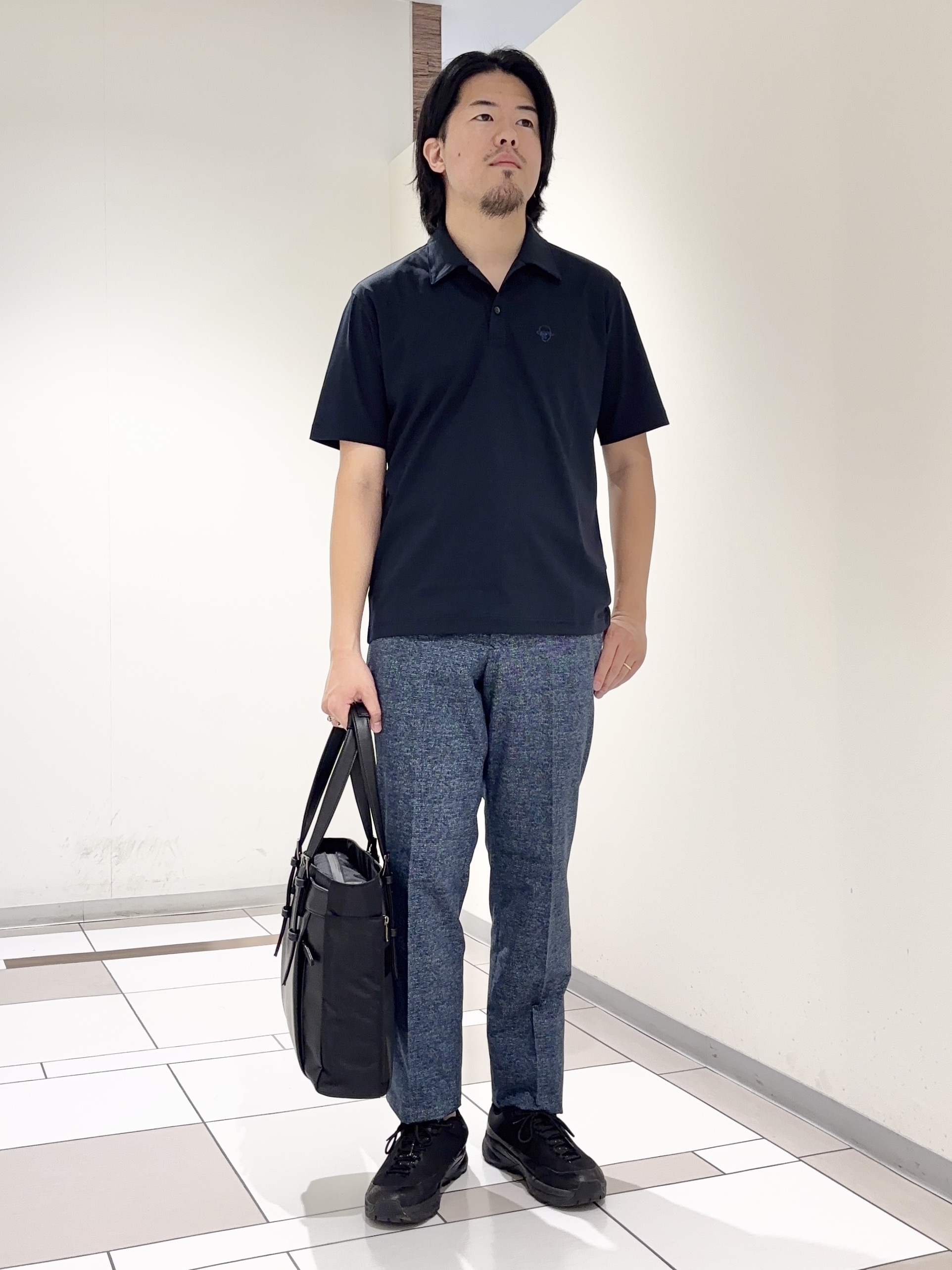 及川さんの「TAKEO KIKUCHI｜【接触冷感】アイスクリアコットン ワンポイント ポロシャツ」を使ったコーディネート