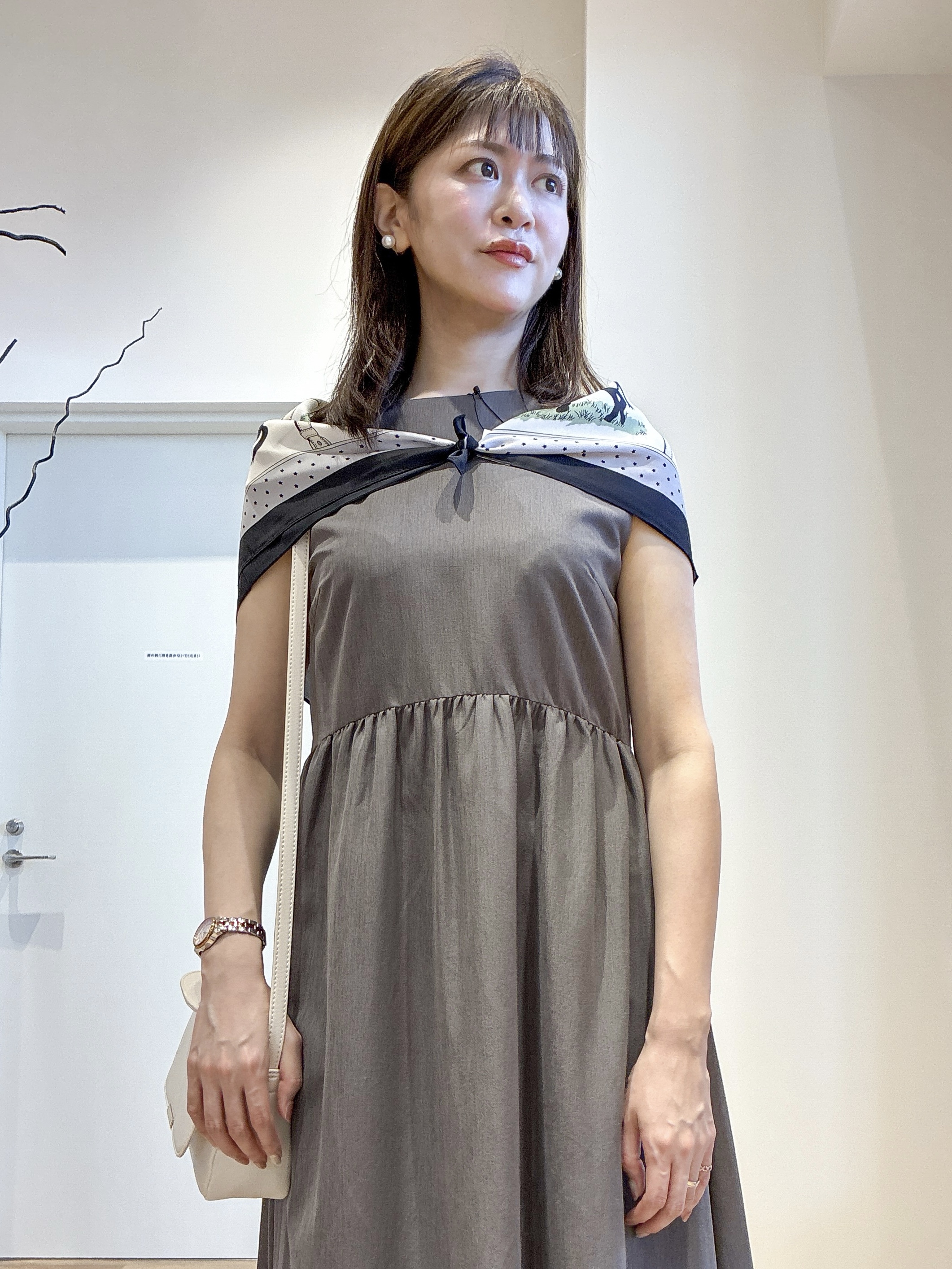 もんちゃんさんの「OPAQUE.CLIP｜【接触冷感】麻混シアーノースリーブワンピース《洗濯機OK》」を使ったコーディネート