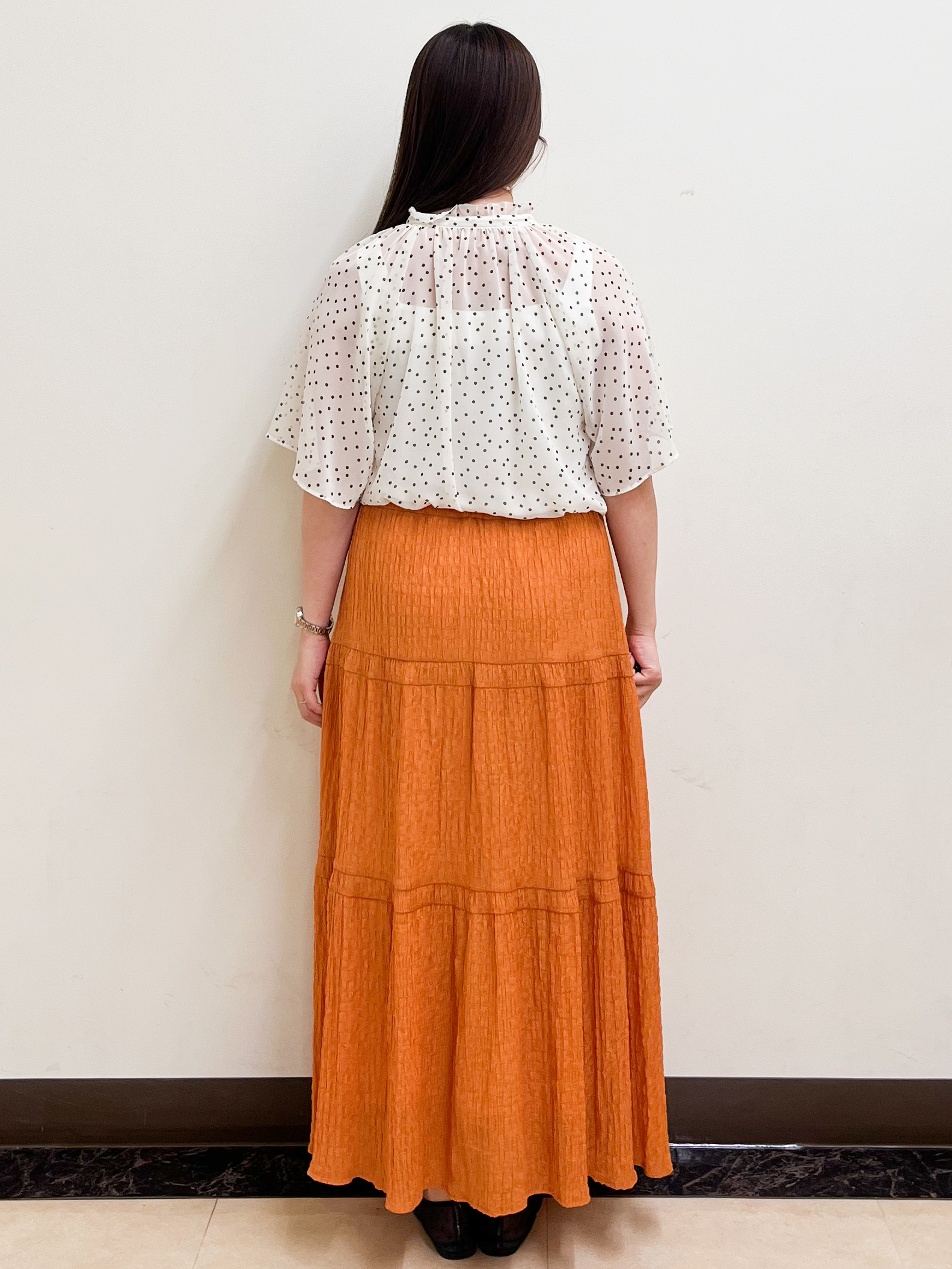 mikikoさんの「Reflect｜【セットアップ／手洗い可】ドット柄シアーブラウス」を使ったコーディネート