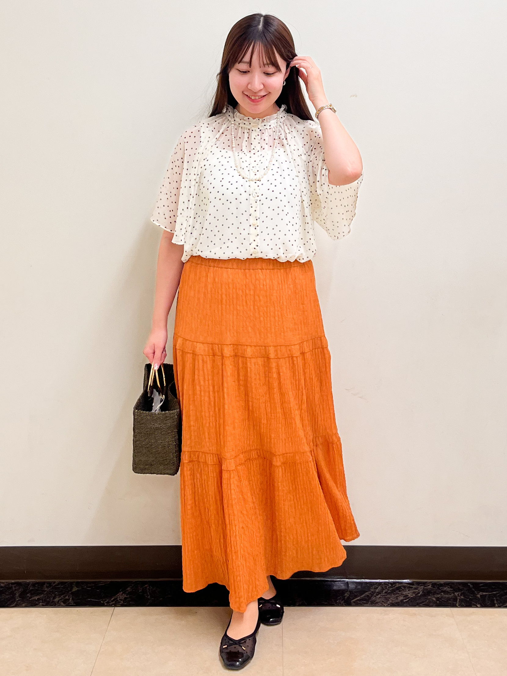 mikikoさんの「Reflect｜【セットアップ／手洗い可】ドット柄シアーブラウス」を使ったコーディネート