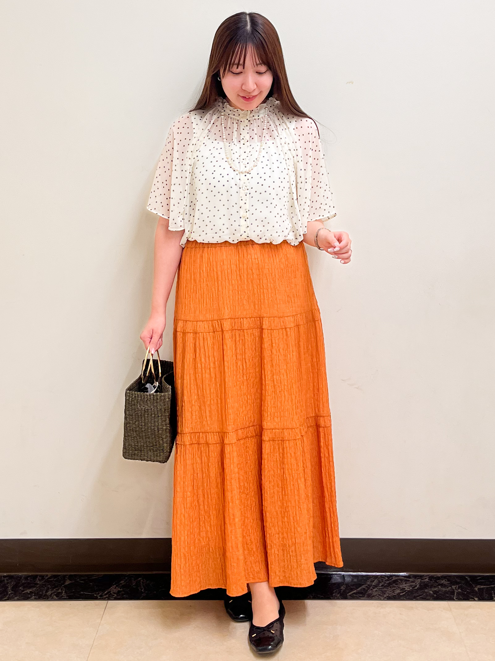 mikikoさんの「Reflect｜【セットアップ／手洗い可】ドット柄シアーブラウス」を使ったコーディネート