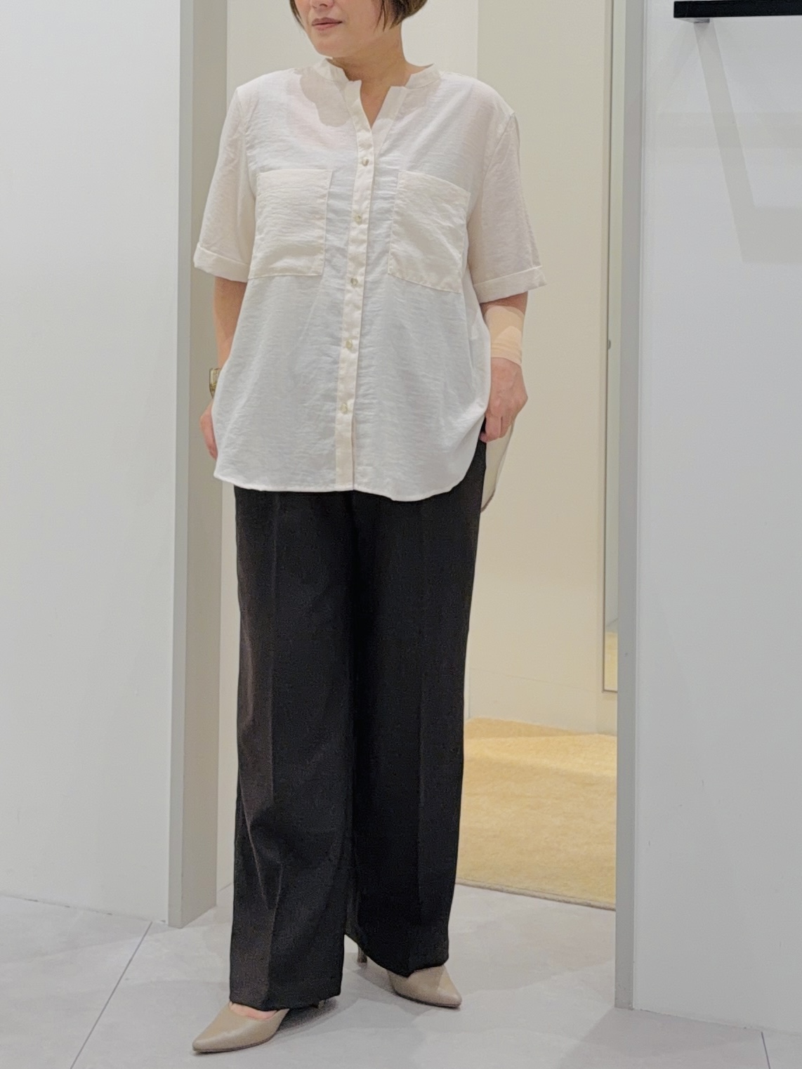 タナさんの「THE SHOP TK｜【M-XL/さりげなく二の腕カバー】5分袖Wポケットシャツ」を使ったコーディネート