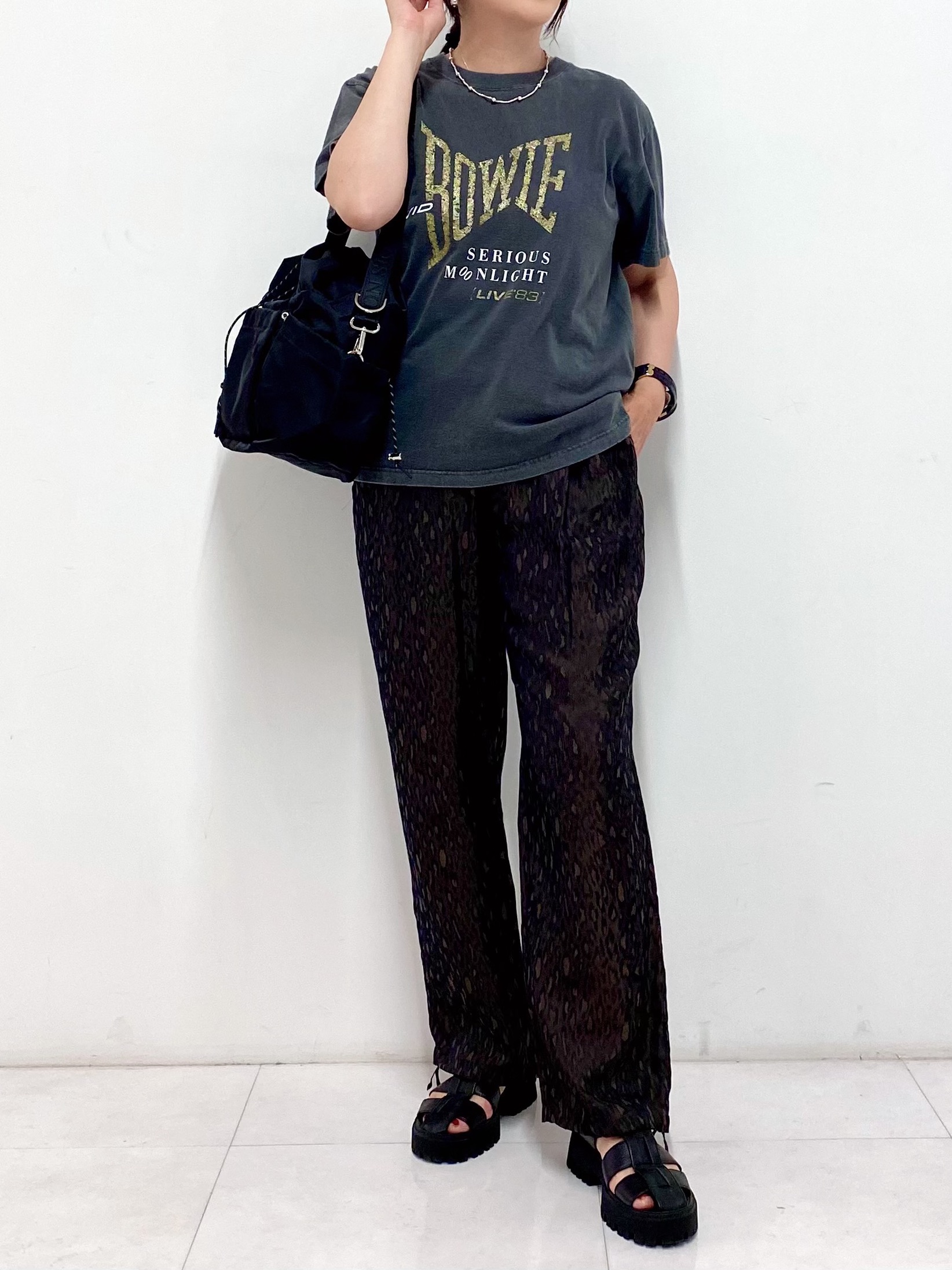 Sawaguchiさんの「DRESSTERIOR｜◆GOOD ROCK SPEED（グッドロックスピード）DAIVD BOWIE Tシャツ」を使ったコーディネート