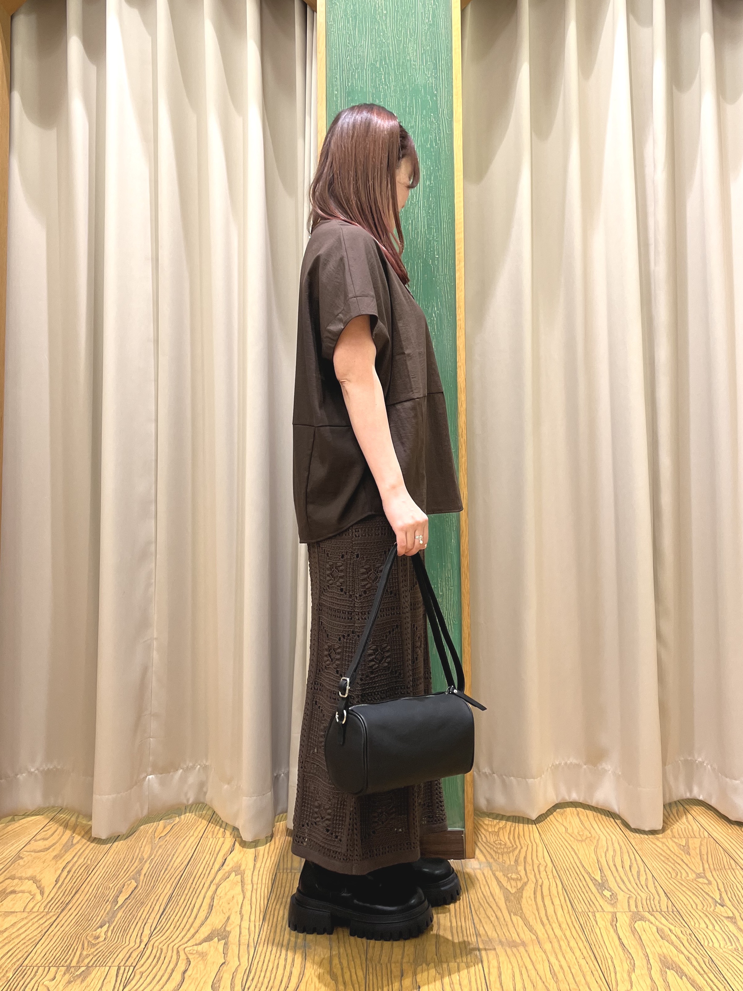 ゆっきーさんの「SHOO･LA･RUE｜【洗濯機可/セットアップ可】軽凛(かろりん) シンプル上品 ひんやり切替コクーントップス」を使ったコーディネート