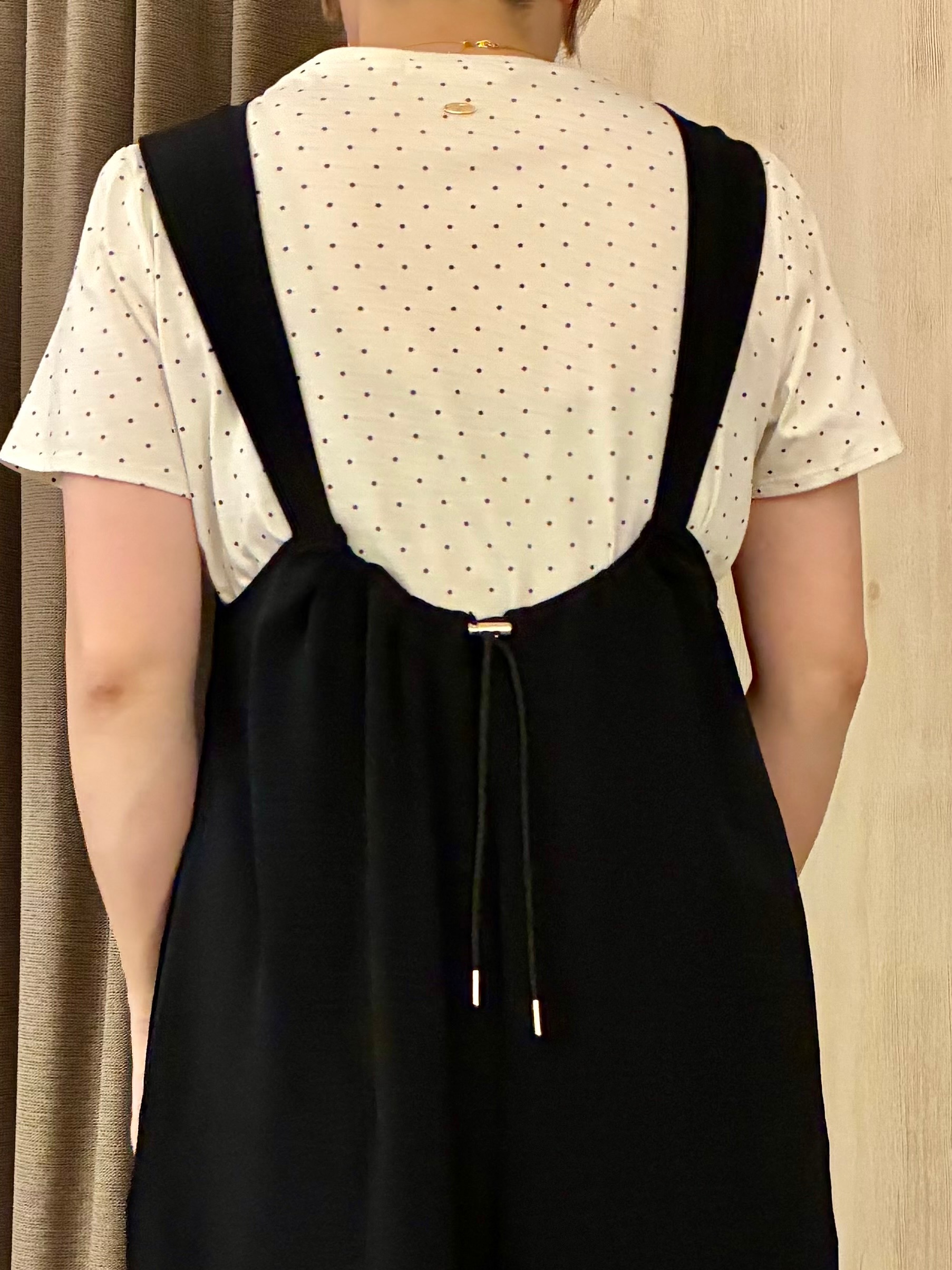 aiさんの「THE SHOP TK｜大人にちょうどいい チャーム付きドット柄Tシャツ」を使ったコーディネート