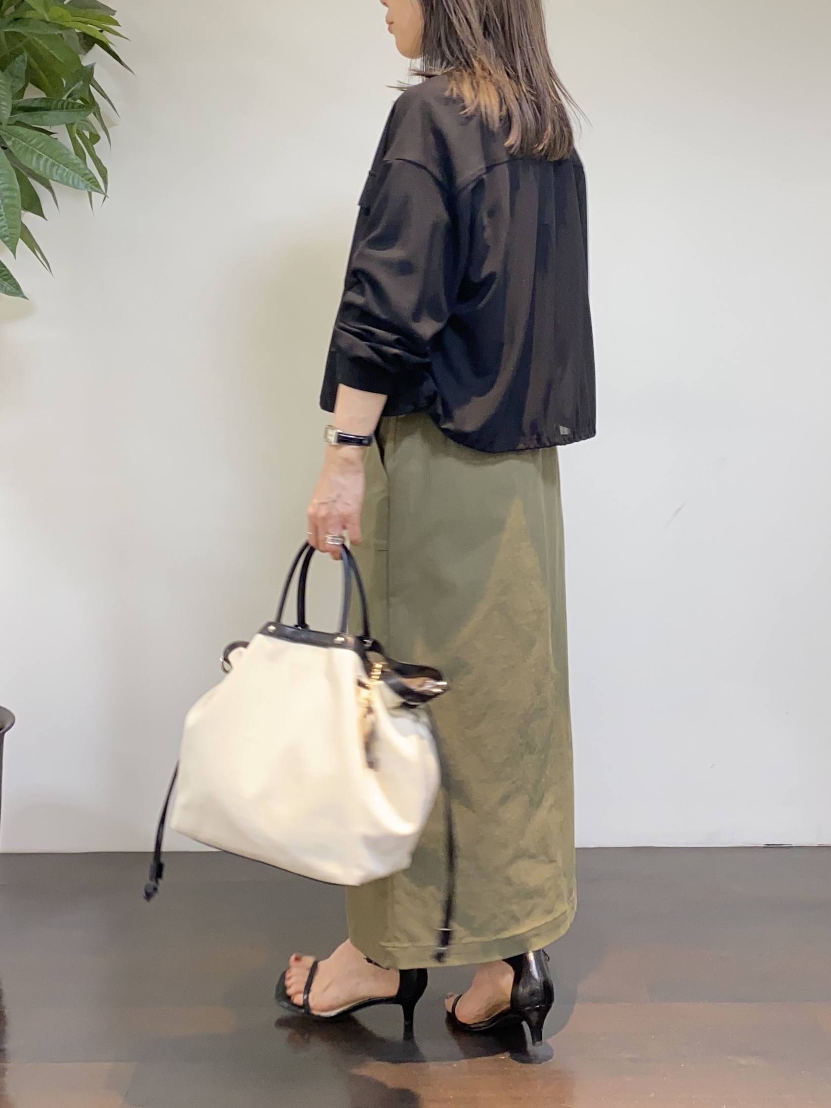tomoさんの「UNTITLED｜【古畑星夏さん着用/洗える】シアーブルゾン」を使ったコーディネート