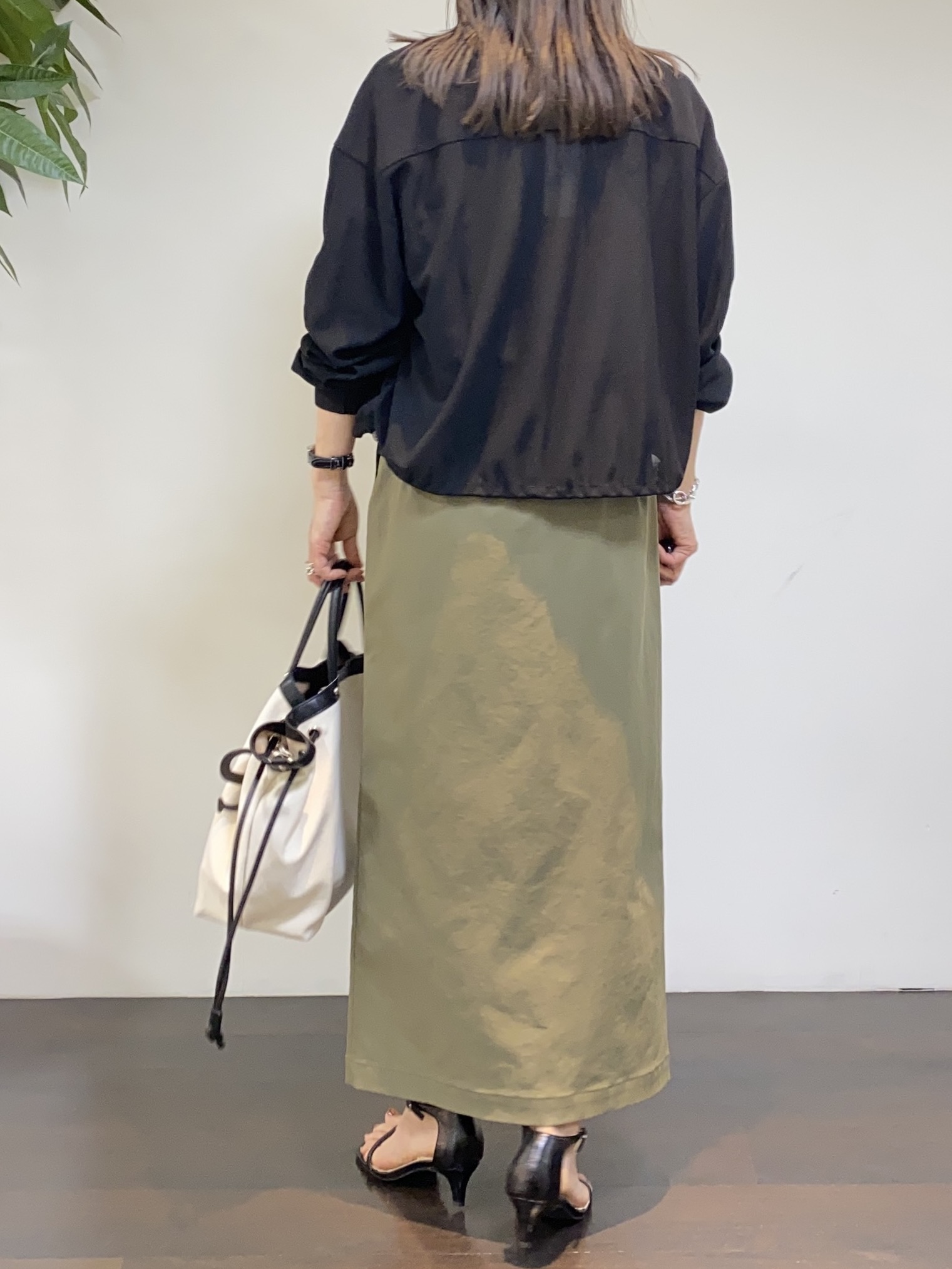 tomoさんの「UNTITLED｜【古畑星夏さん着用/洗える】シアーブルゾン」を使ったコーディネート