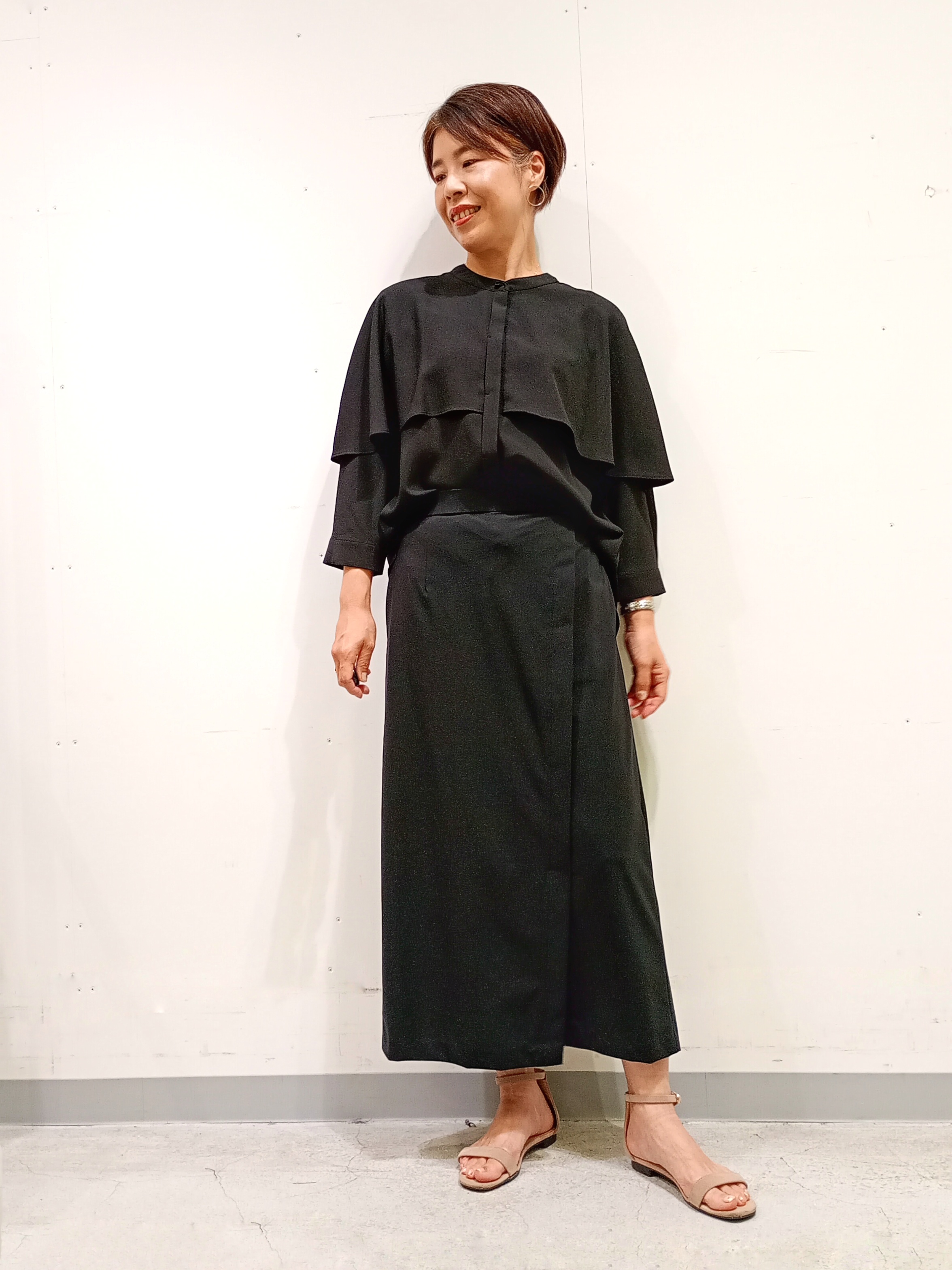 Kさんの「INDIVI｜【新作登場！着る日傘】 ケープ風ブラウス」を使ったコーディネート