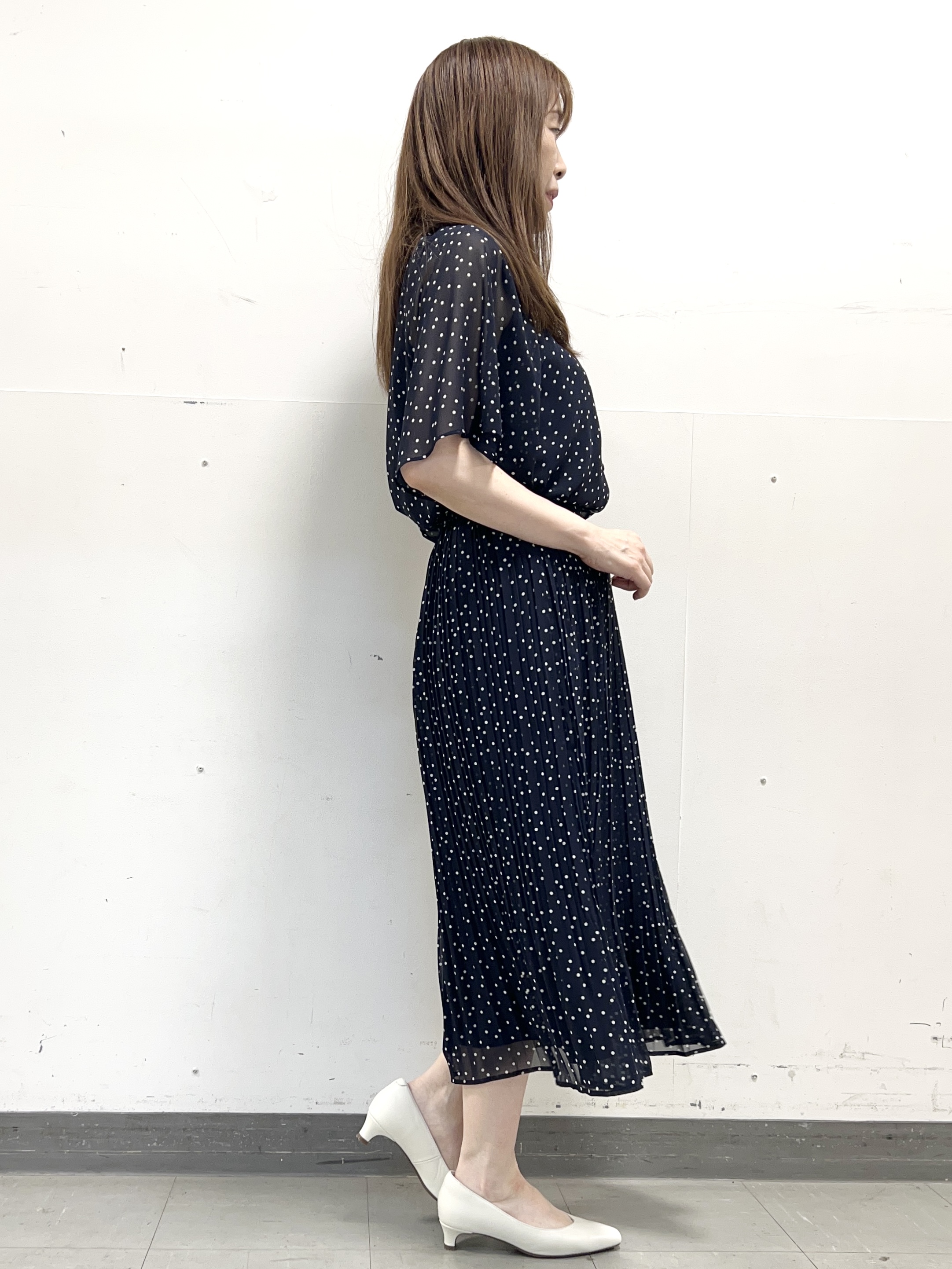 yuさんの「Reflect｜【セットアップ／手洗い可】ドット柄シアーブラウス」を使ったコーディネート