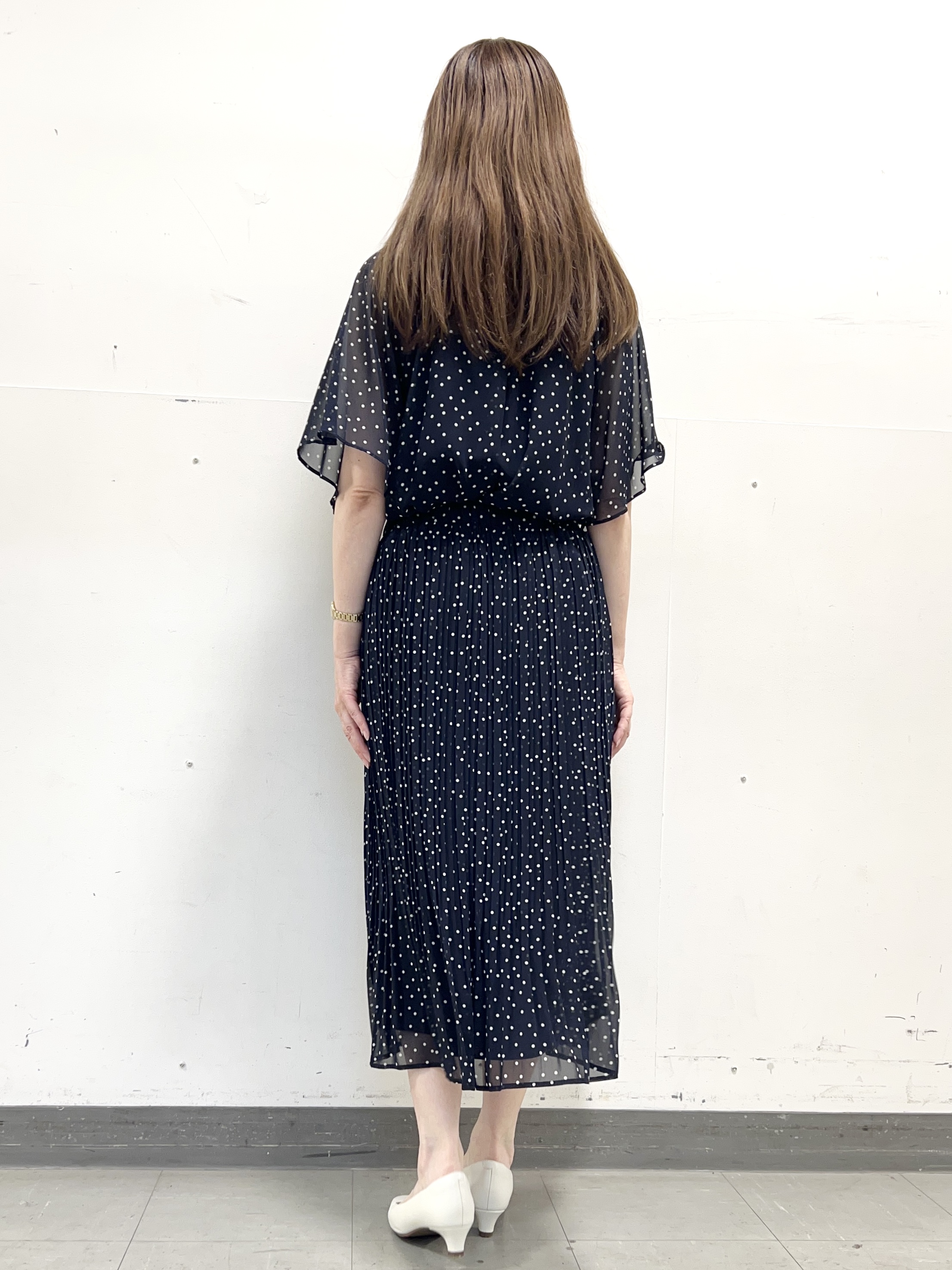 yuさんの「Reflect｜【セットアップ／手洗い可】ドット柄シアーブラウス」を使ったコーディネート