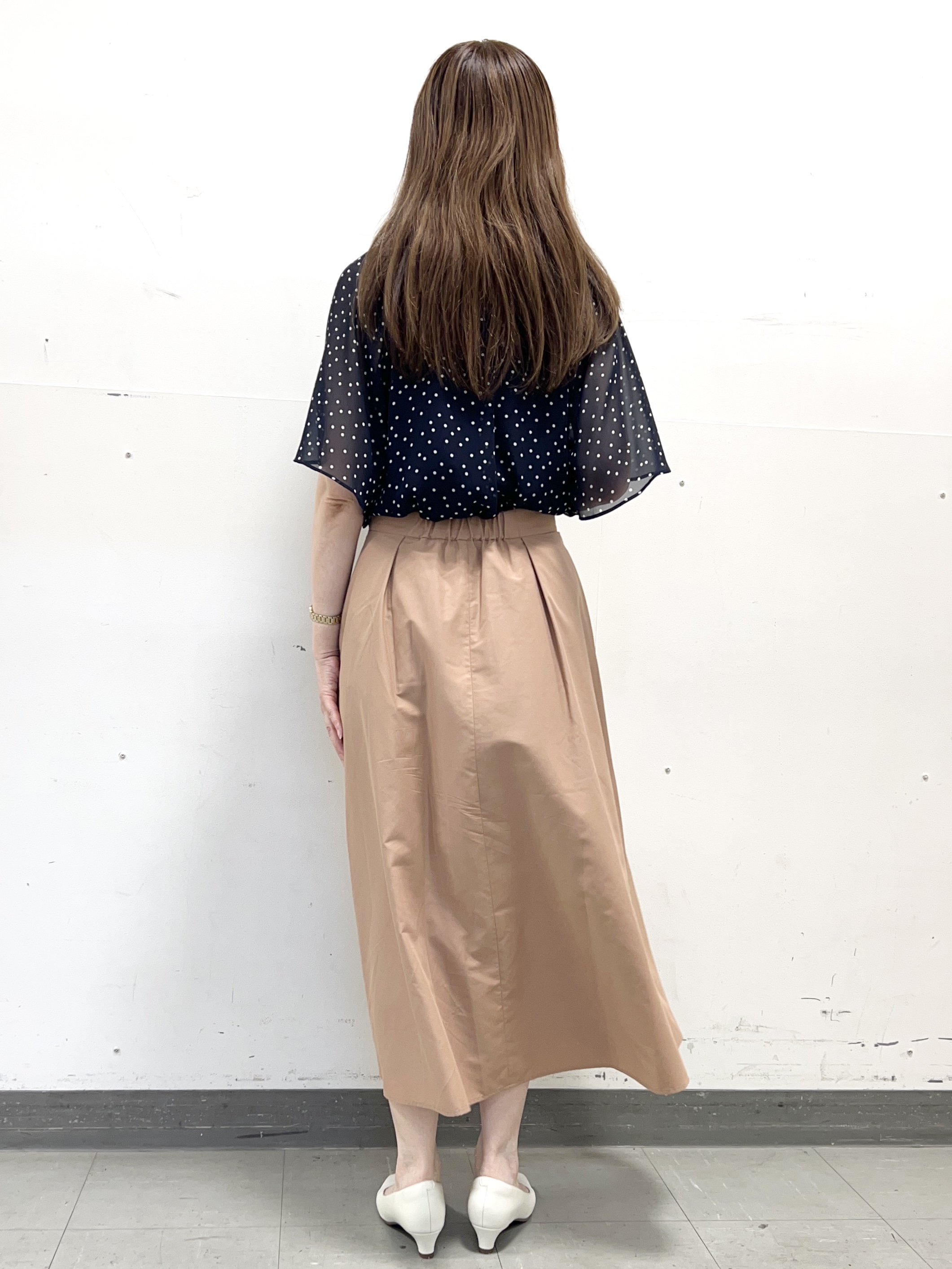 yuさんの「Reflect｜【セットアップ／手洗い可】ドット柄シアーブラウス」を使ったコーディネート