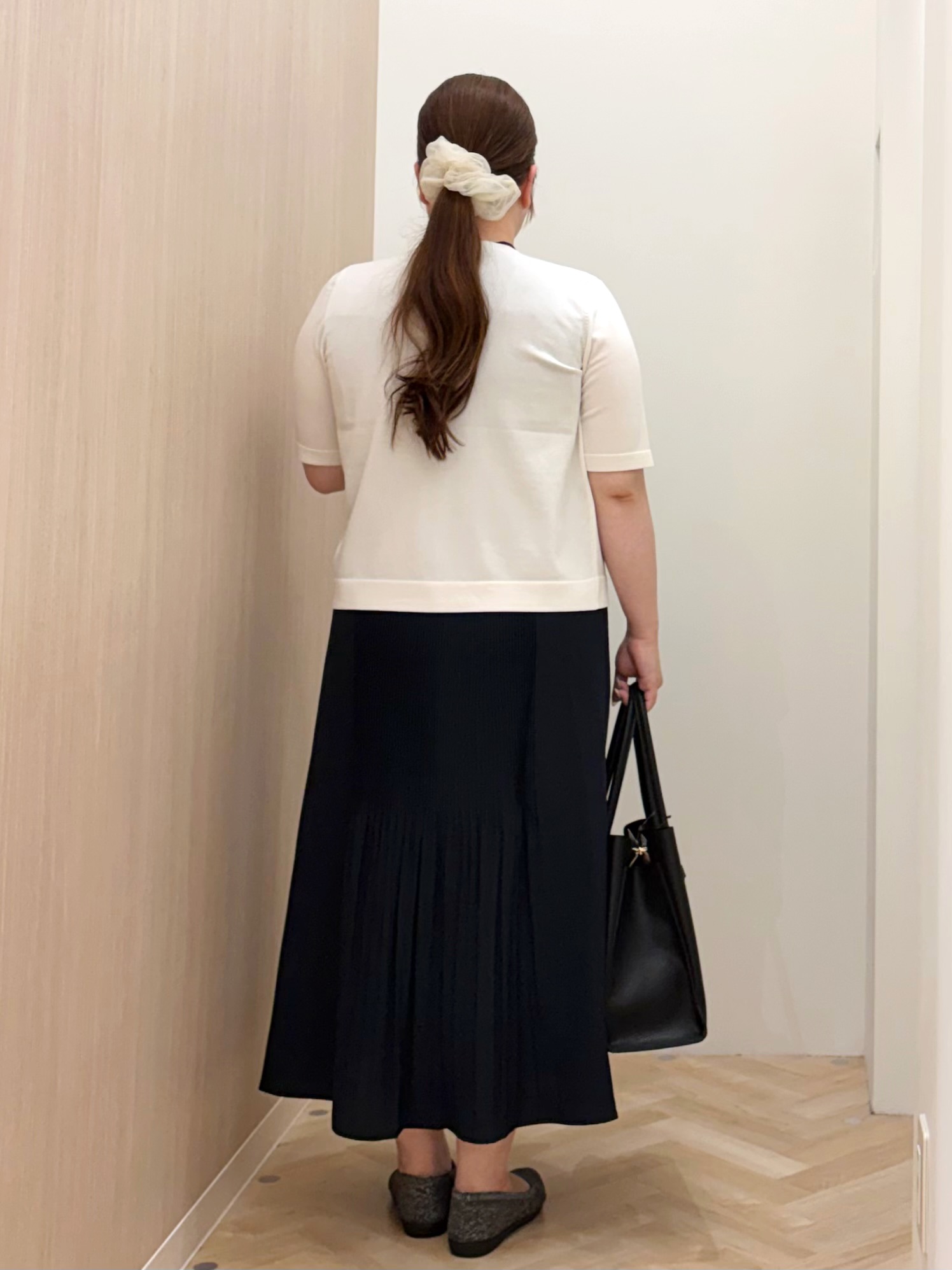 akariさんの「grove｜【ひんやり・UV・洗濯機◎】上品コットン混カーディガン」を使ったコーディネート