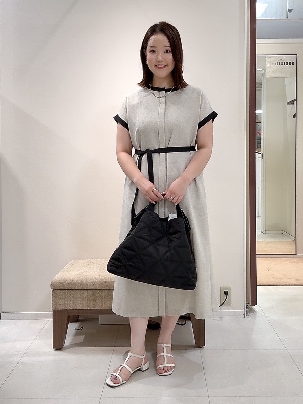 YUIさんの「UNTITLED｜【接触冷感/UVカット/イージーケア】配色ラインワンピース」を使ったコーディネート