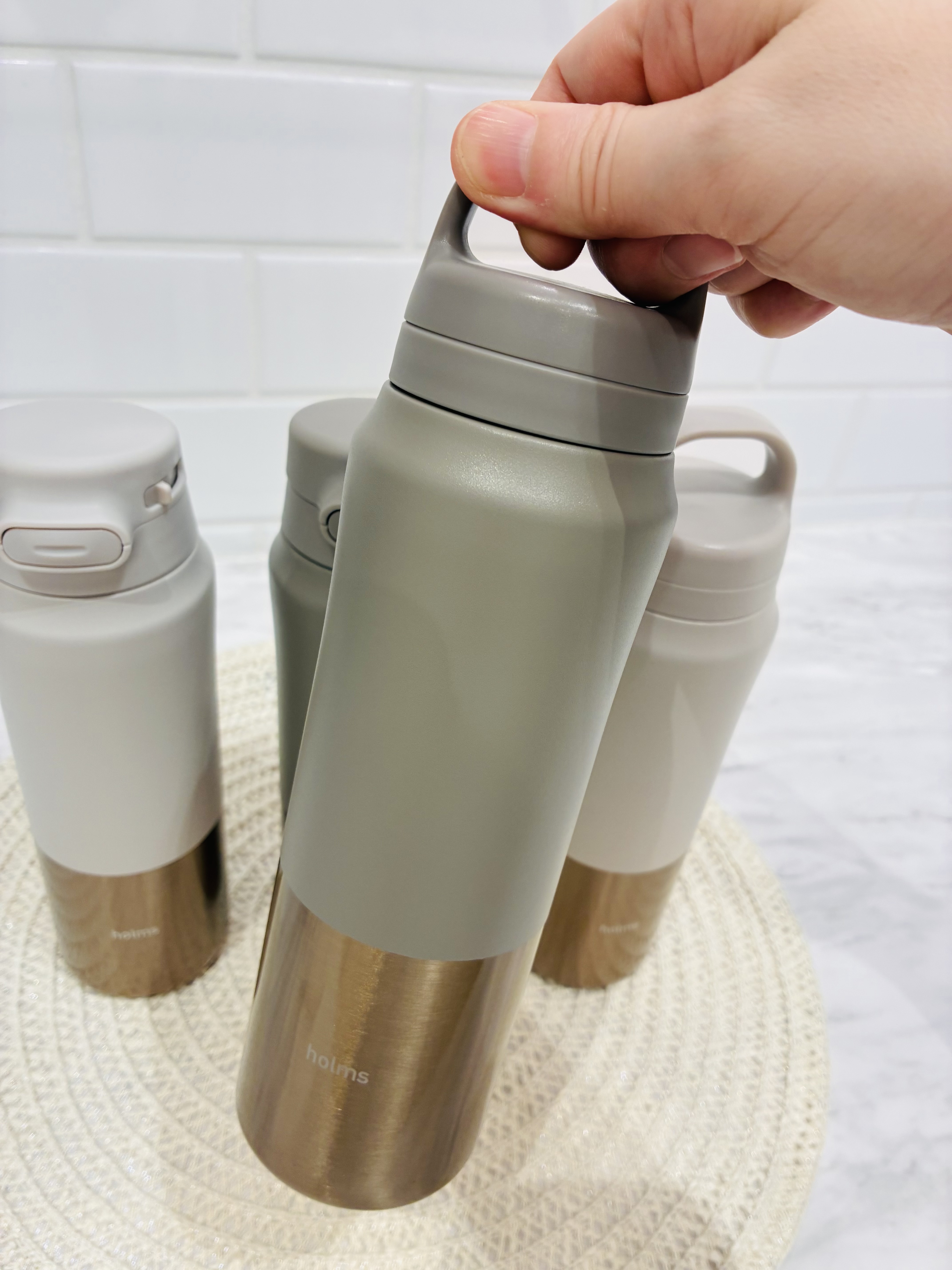 もかさんの「212 KITCHEN STORE｜holms ホルムス ハンドル付きボトル 450 GY」を使ったコーディネート