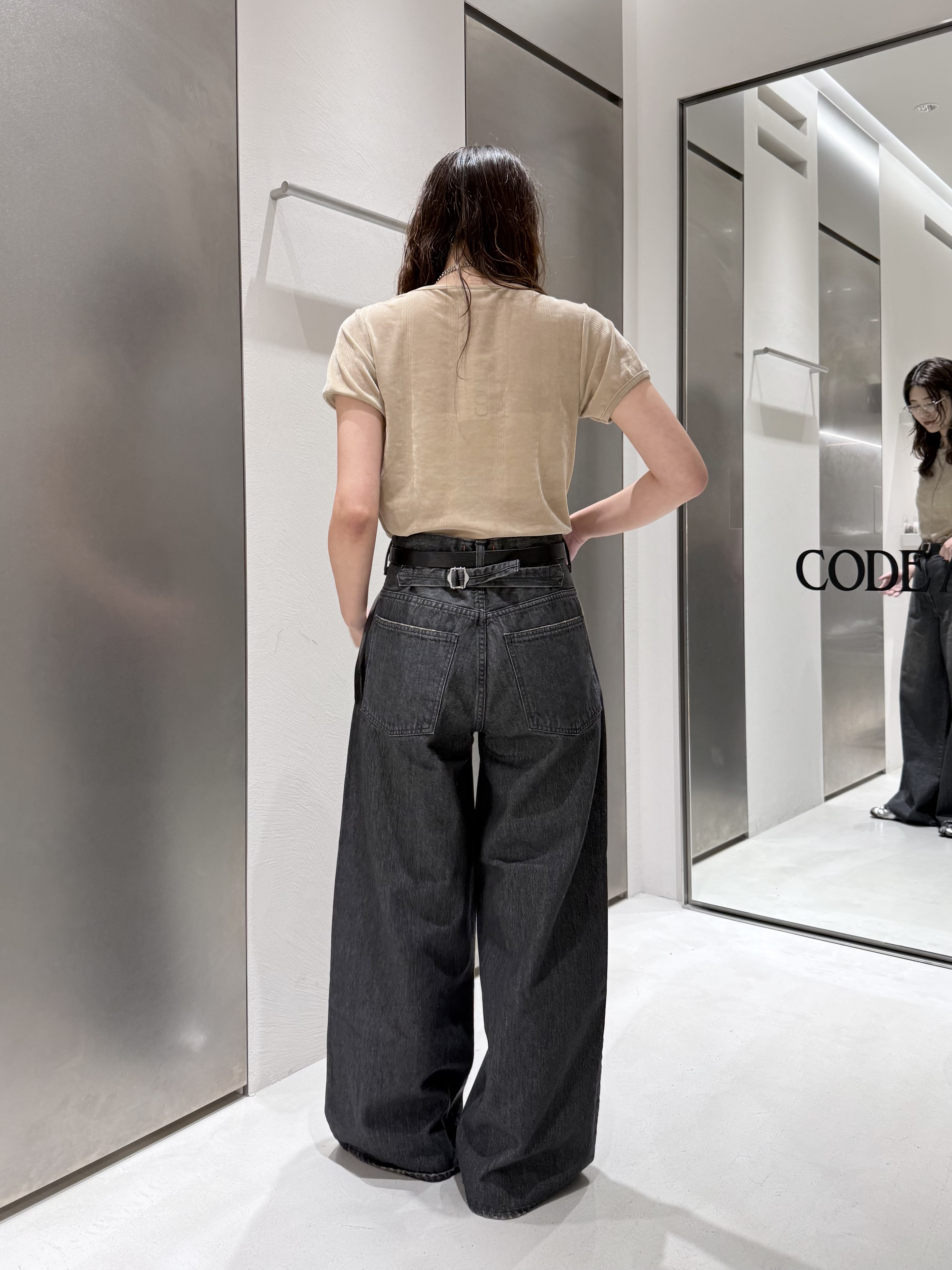 iwamiさんの「CODE A｜【Cup-in】Robert P． Miller｜Flocky bustier」を使ったコーディネート