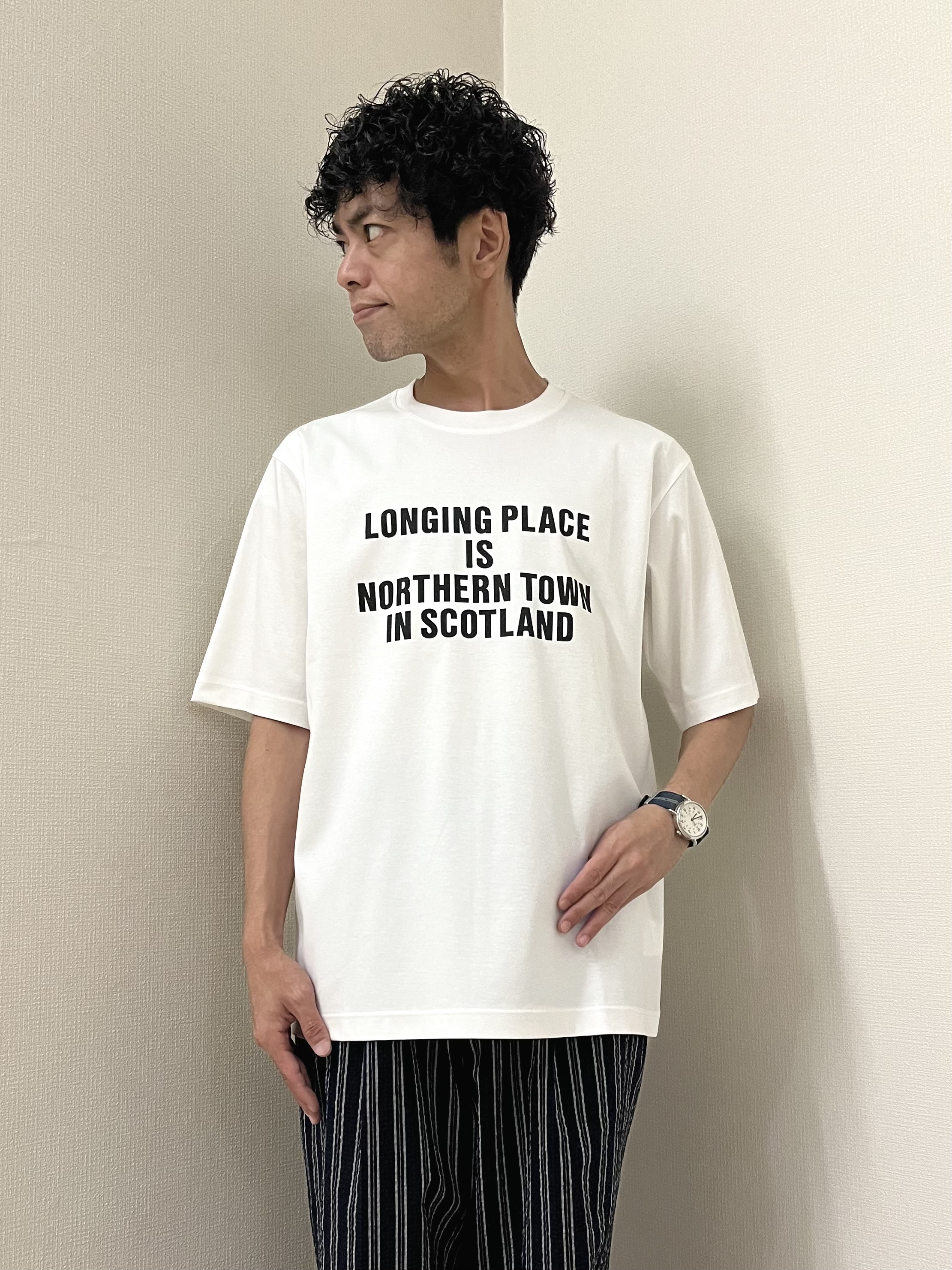 URAさんの「TAKEO KIKUCHI｜【BOWLER HAT LABEL】アイスクリアコットン バッククロスピストル 半袖Tシャツ」を使ったコーディネート