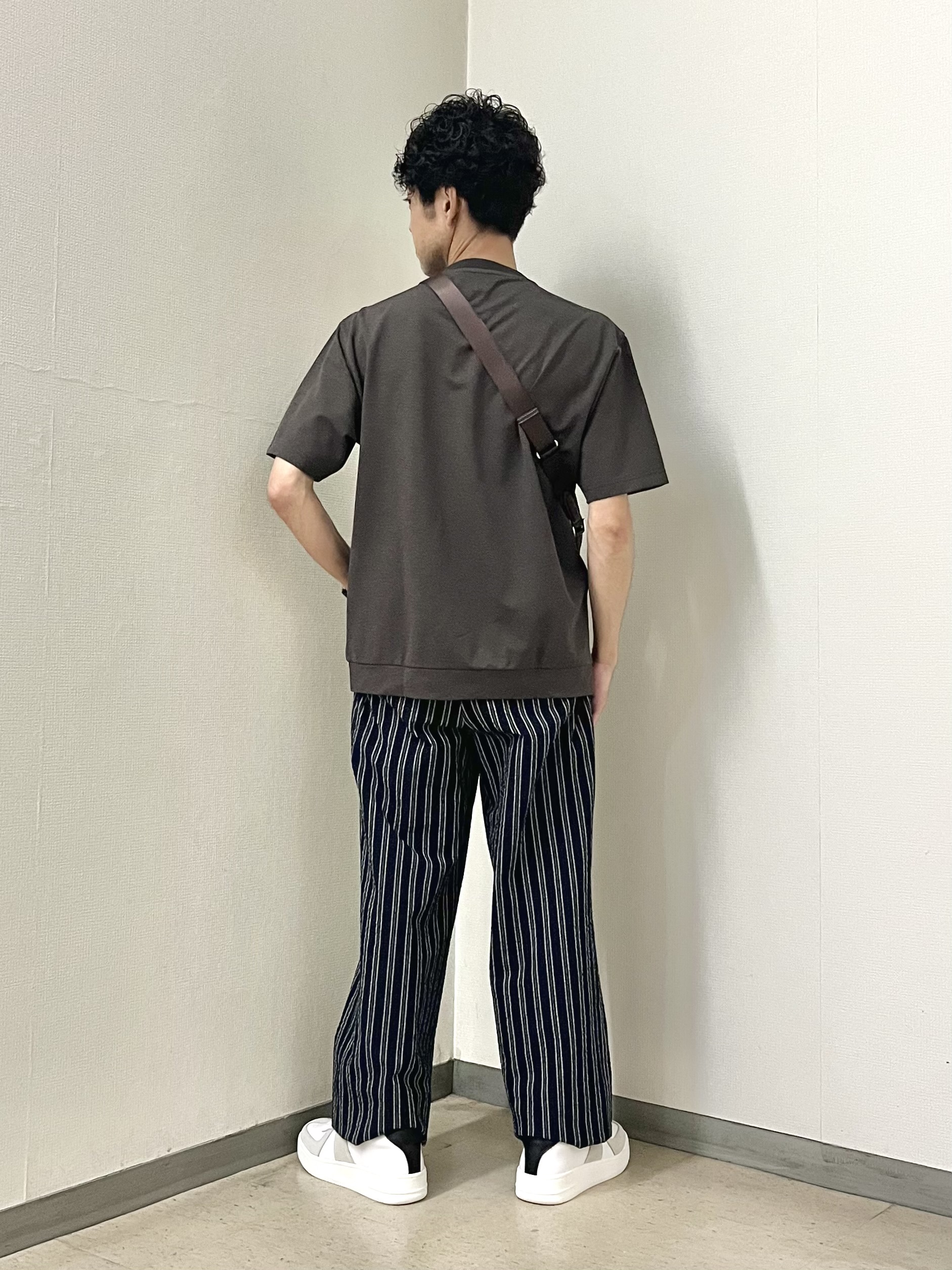 URAさんの「TAKEO KIKUCHI｜リネン ライク 鹿の子 ヘンリー ハーフ ヘンリー ネック」を使ったコーディネート