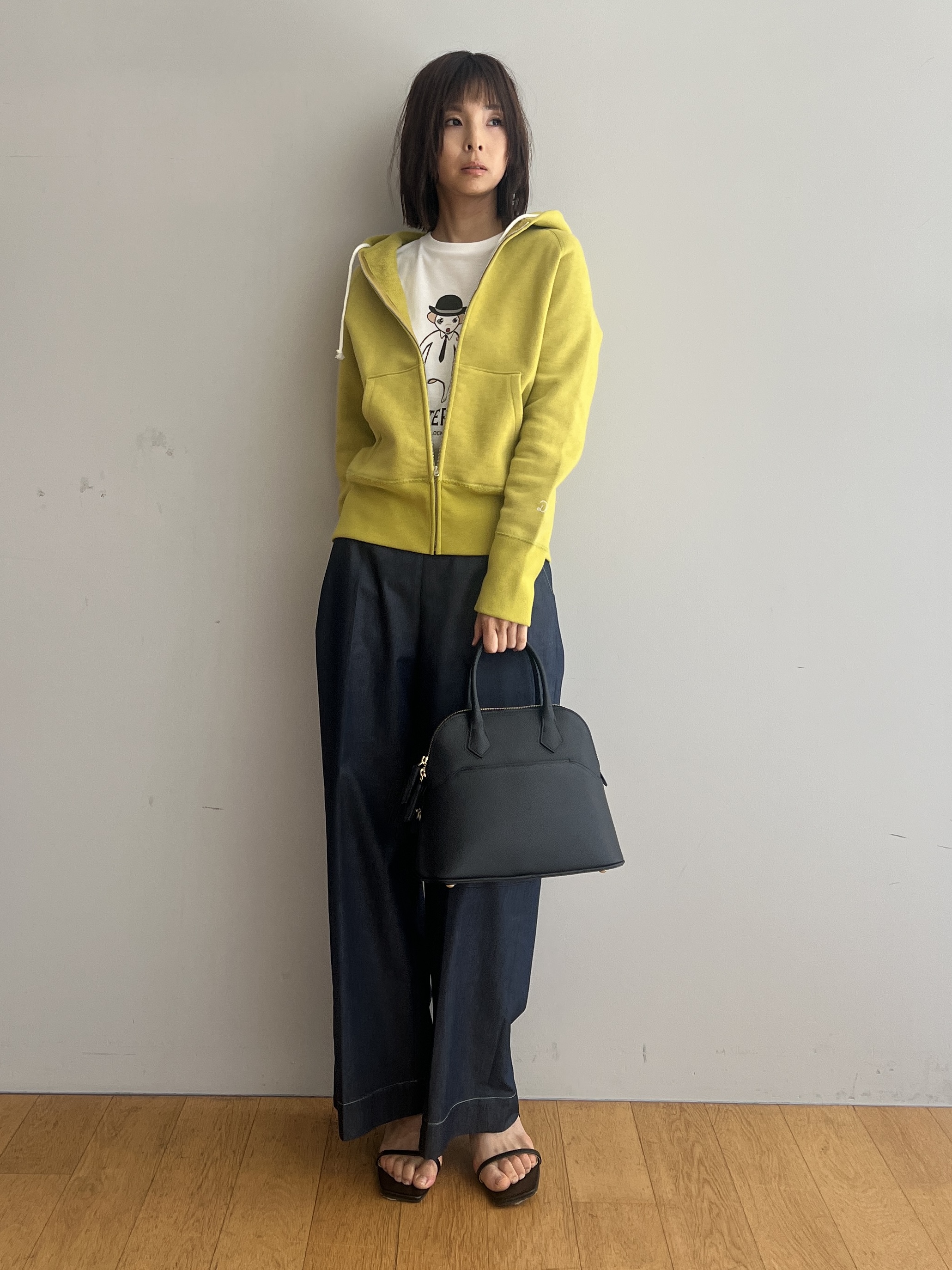 misaさんの「DRESSTERIOR｜◆mica della valle（ミカデラヴァッレ）Katia ハンドバッグ」を使ったコーディネート