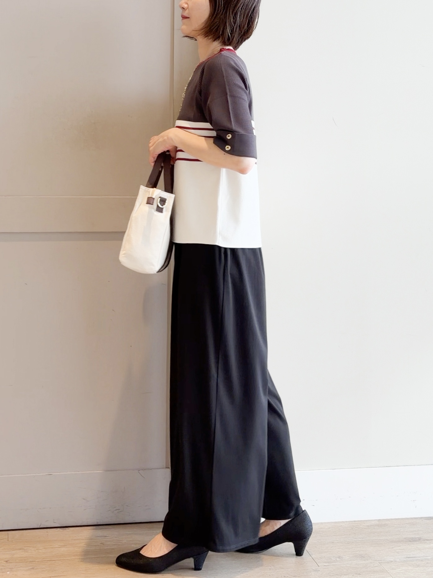 yamakoさんの「grove｜新色追加！【シリーズ累計36万枚/名品ニット】やわらかドライタッチ 袖メッシュ編みニット」を使ったコーディネート