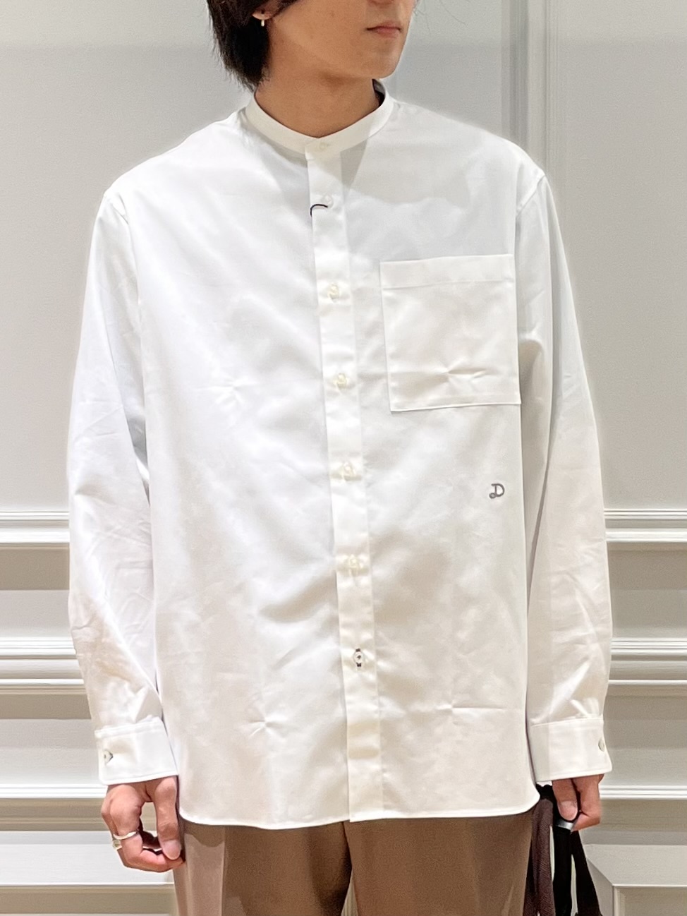 Watanabeさんの「DRESSTERIOR｜バンドカラーレギュラーフィットシャツ」を使ったコーディネート