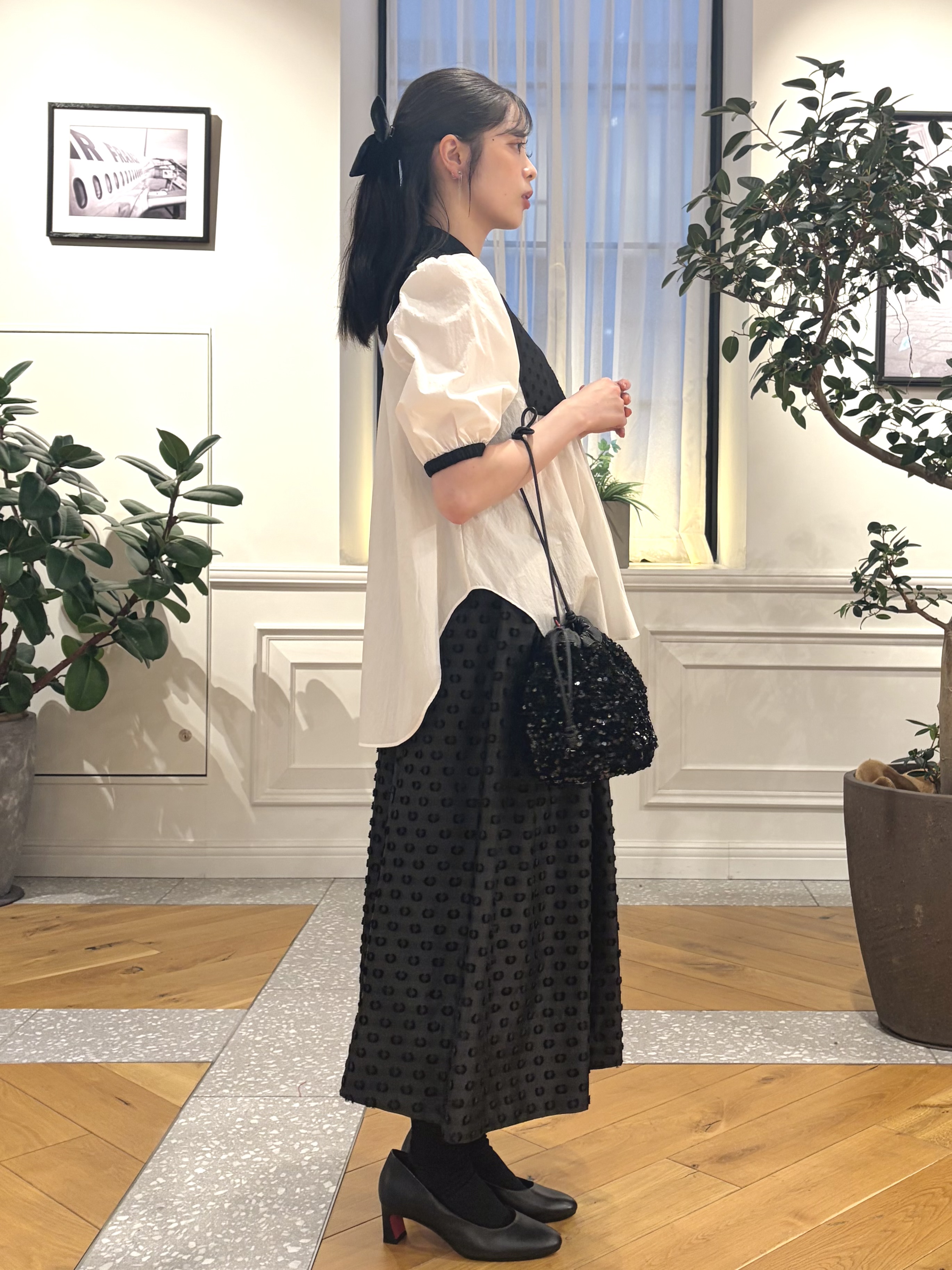 pupiさんの「DRESSTERIOR｜【着映え】パフスリーブ ブザムブラウス」を使ったコーディネート