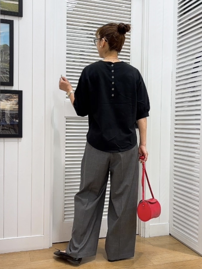 Yasucoさんの「Dessin｜バックヘンリーカットソー5分袖」を使ったコーディネート