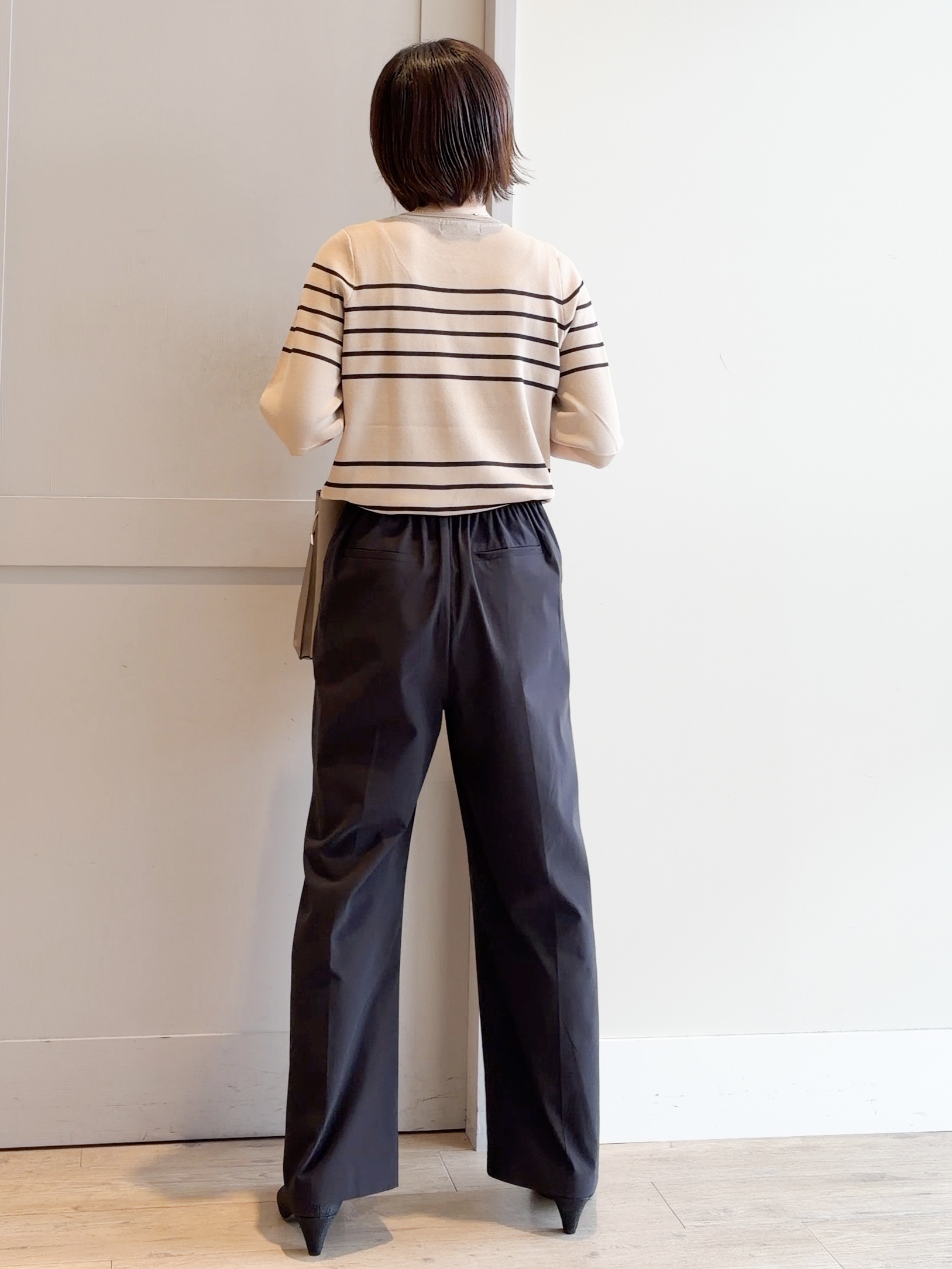 yamakoさんの「grove｜暑い季節もきれいが続く！センタープレスが取れにくい、ハイパーストレッチワイドパンツ」を使ったコーディネート