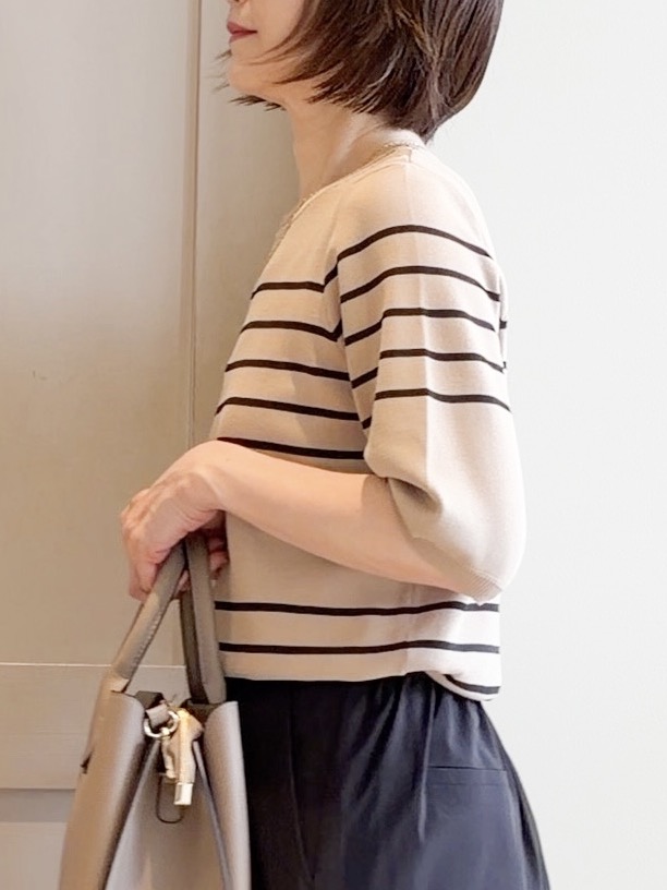 yamakoさんの「grove｜暑い季節もきれいが続く！センタープレスが取れにくい、ハイパーストレッチワイドパンツ」を使ったコーディネート
