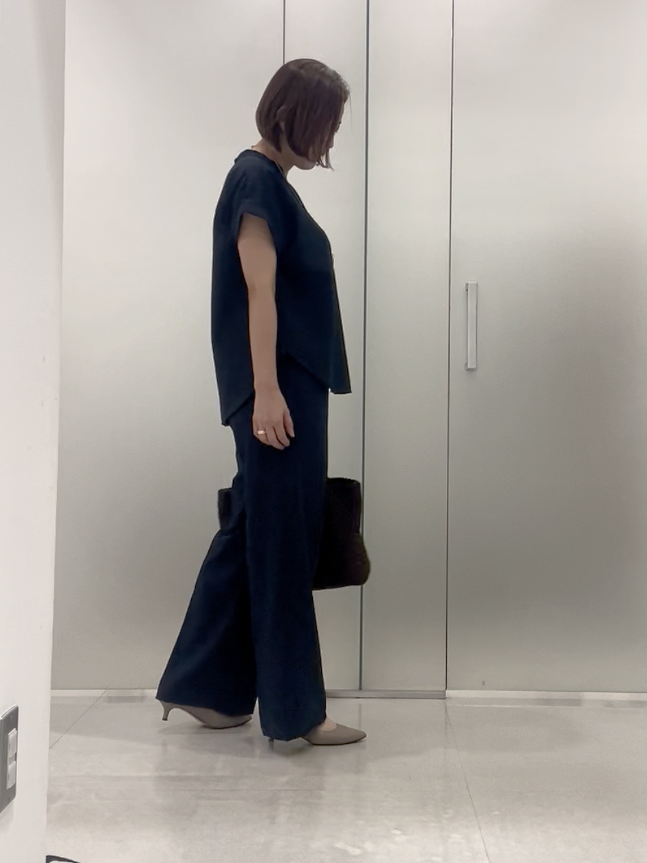 まどかさんの「UNTITLED｜【セットアップ可/通気性/UVカット】エアリークールブラウス」を使ったコーディネート