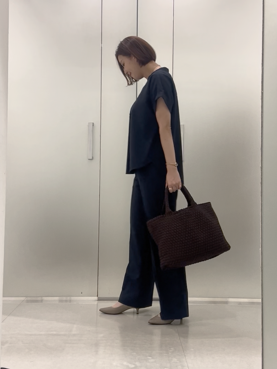 まどかさんの「UNTITLED｜【セットアップ可/通気性/UVカット】エアリークールブラウス」を使ったコーディネート