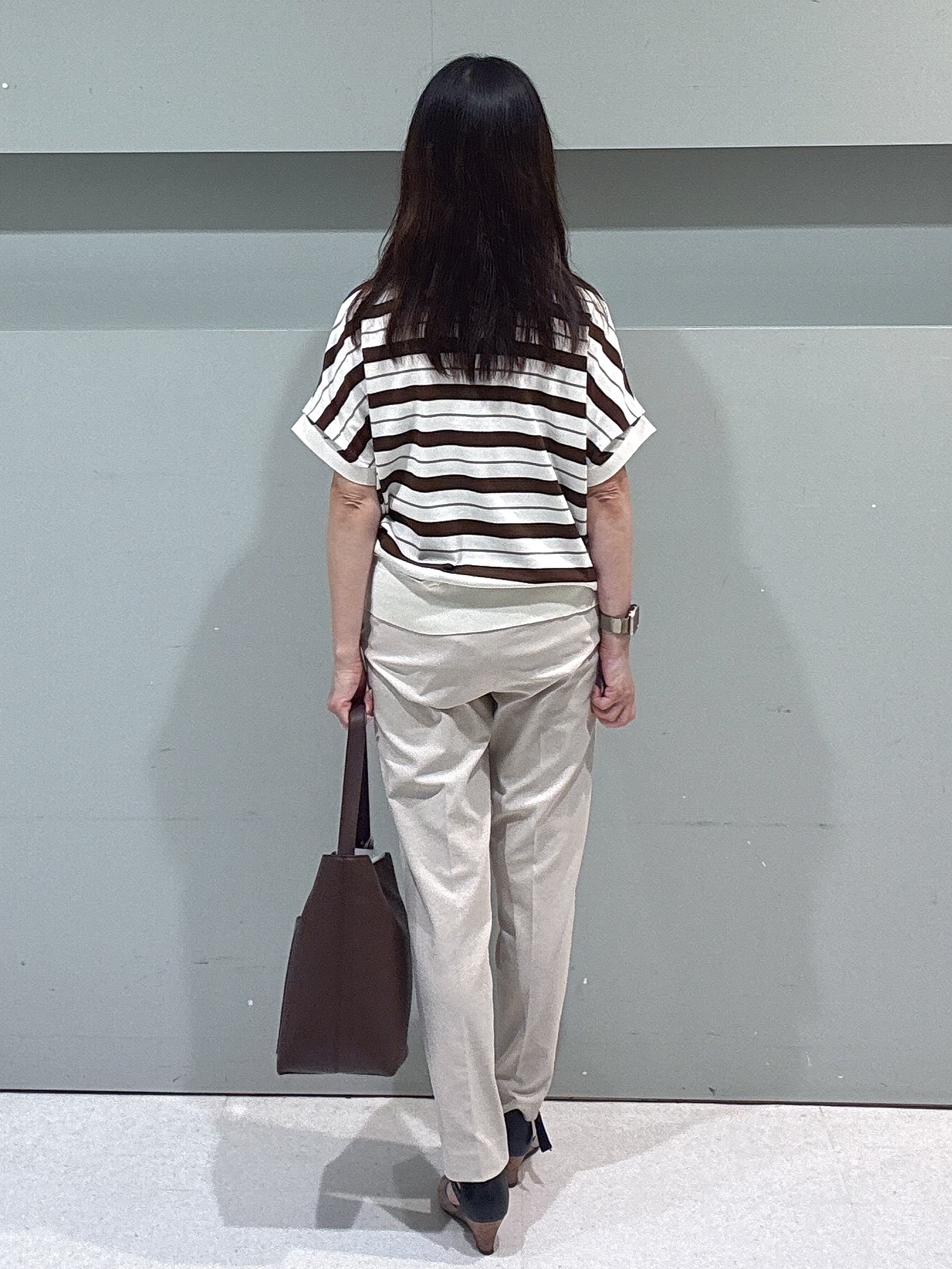 makiさんの「UNTITLED｜【肌に張りつきにくい/前後2WAY】ドライタッチコットンプルオーバー」を使ったコーディネート