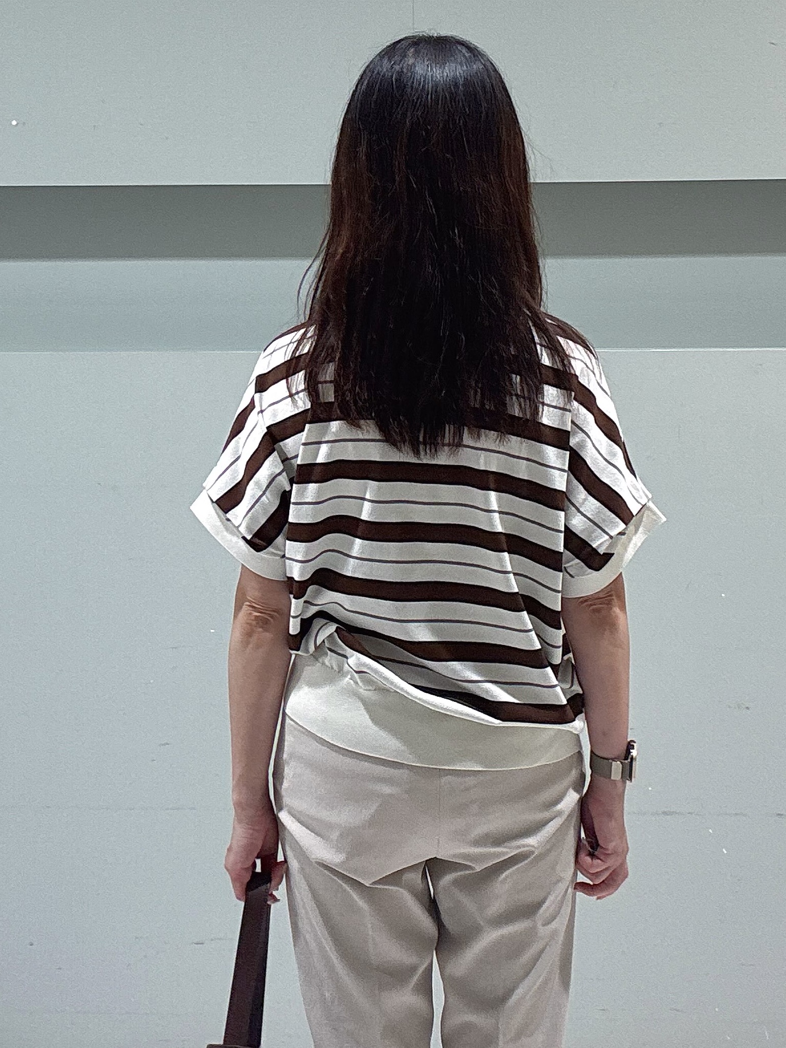 makiさんの「UNTITLED｜【肌に張りつきにくい/前後2WAY】ドライタッチコットンプルオーバー」を使ったコーディネート