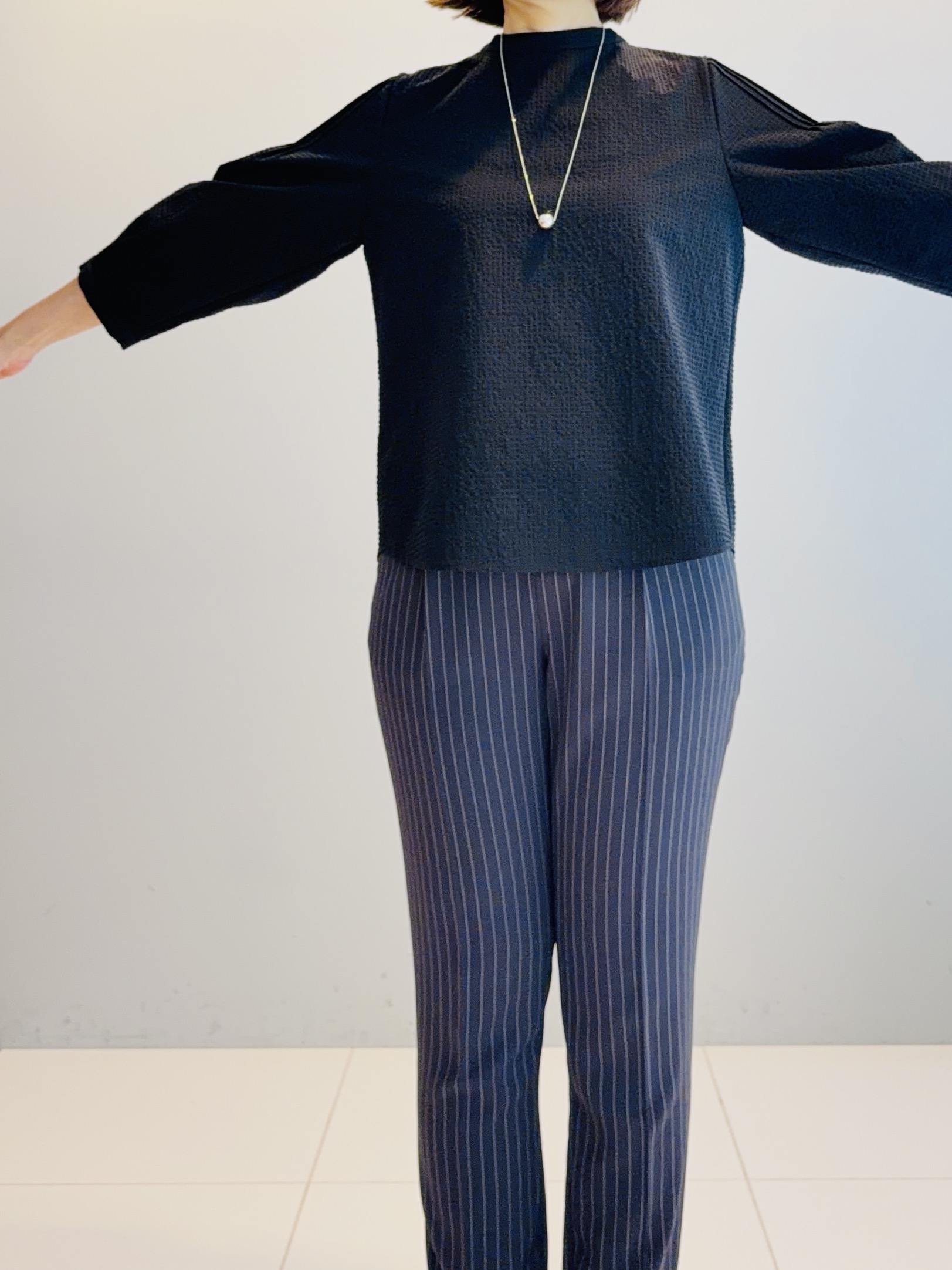 murayamaさんの「INDIVI｜【新作登場！着る日傘】 テーパードパンツ」を使ったコーディネート