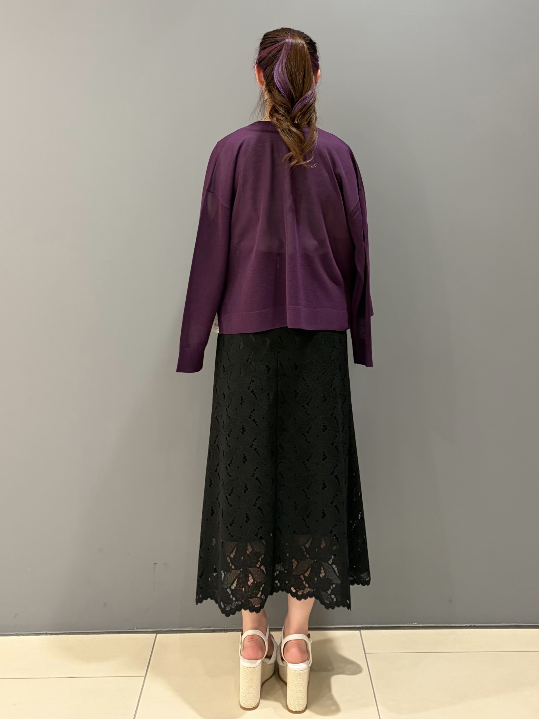 miさんの「UNTITLED｜【アンサンブル可】前後2WAYカーディガン」を使ったコーディネート