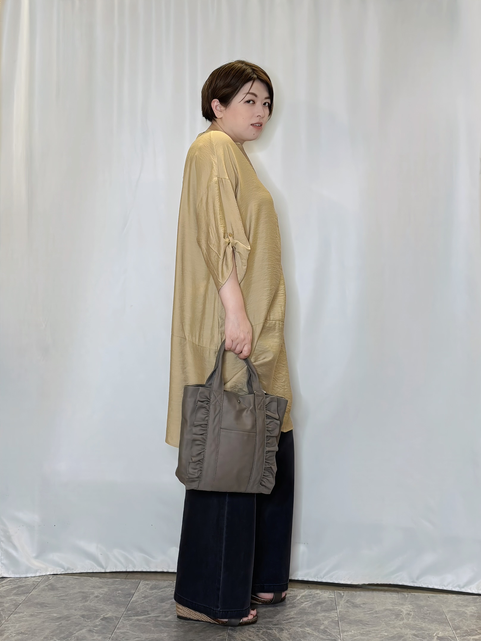 たみさんの「SHOO･LA･RUE｜【ひんやり/S-LL/洗濯後しわになりにくい】体型カバーにも ゆるっとリラックスチュニック」を使ったコーディネート