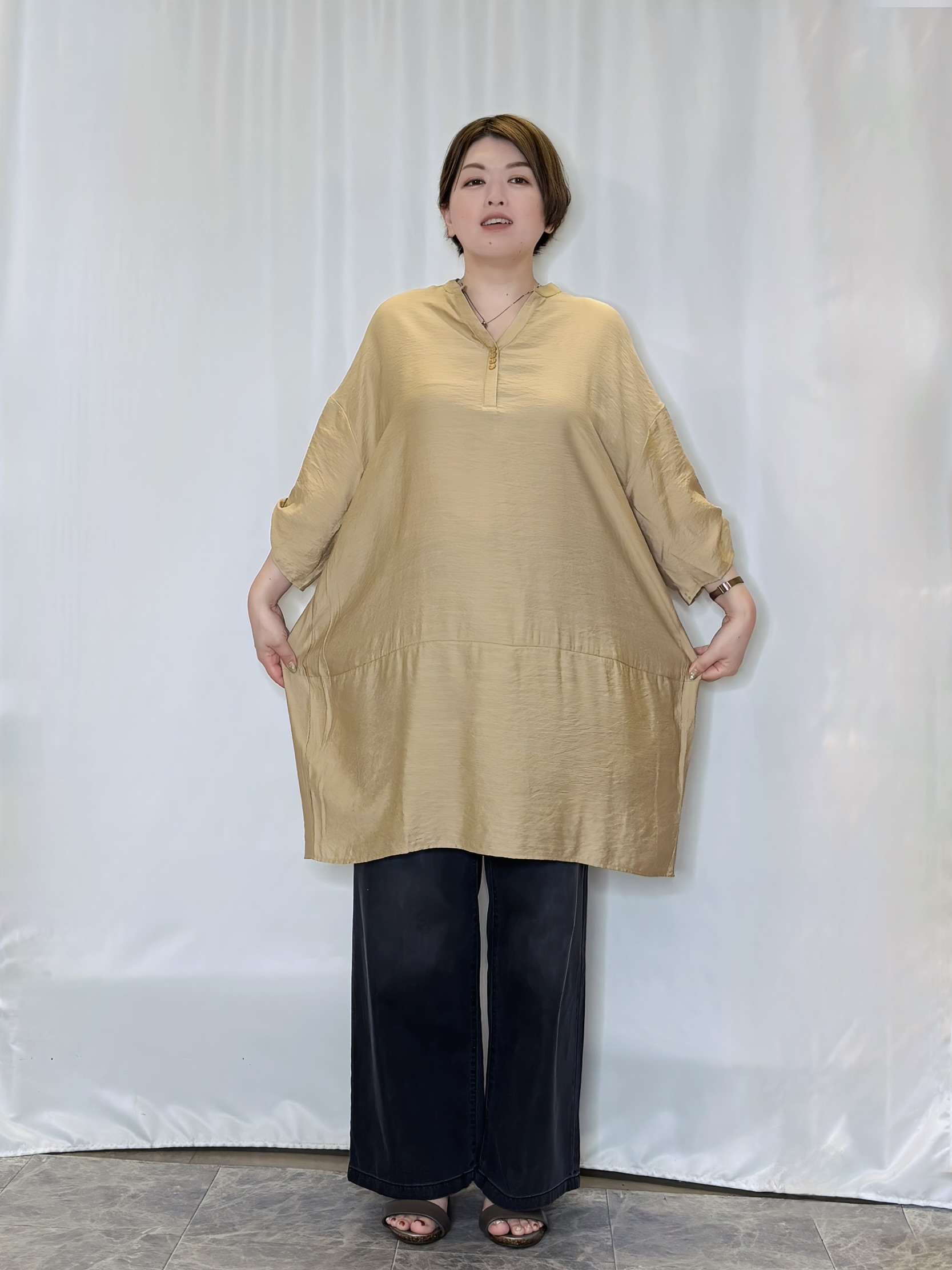 たみさんの「SHOO･LA･RUE｜【ひんやり/S-LL/洗濯後しわになりにくい】体型カバーにも ゆるっとリラックスチュニック」を使ったコーディネート