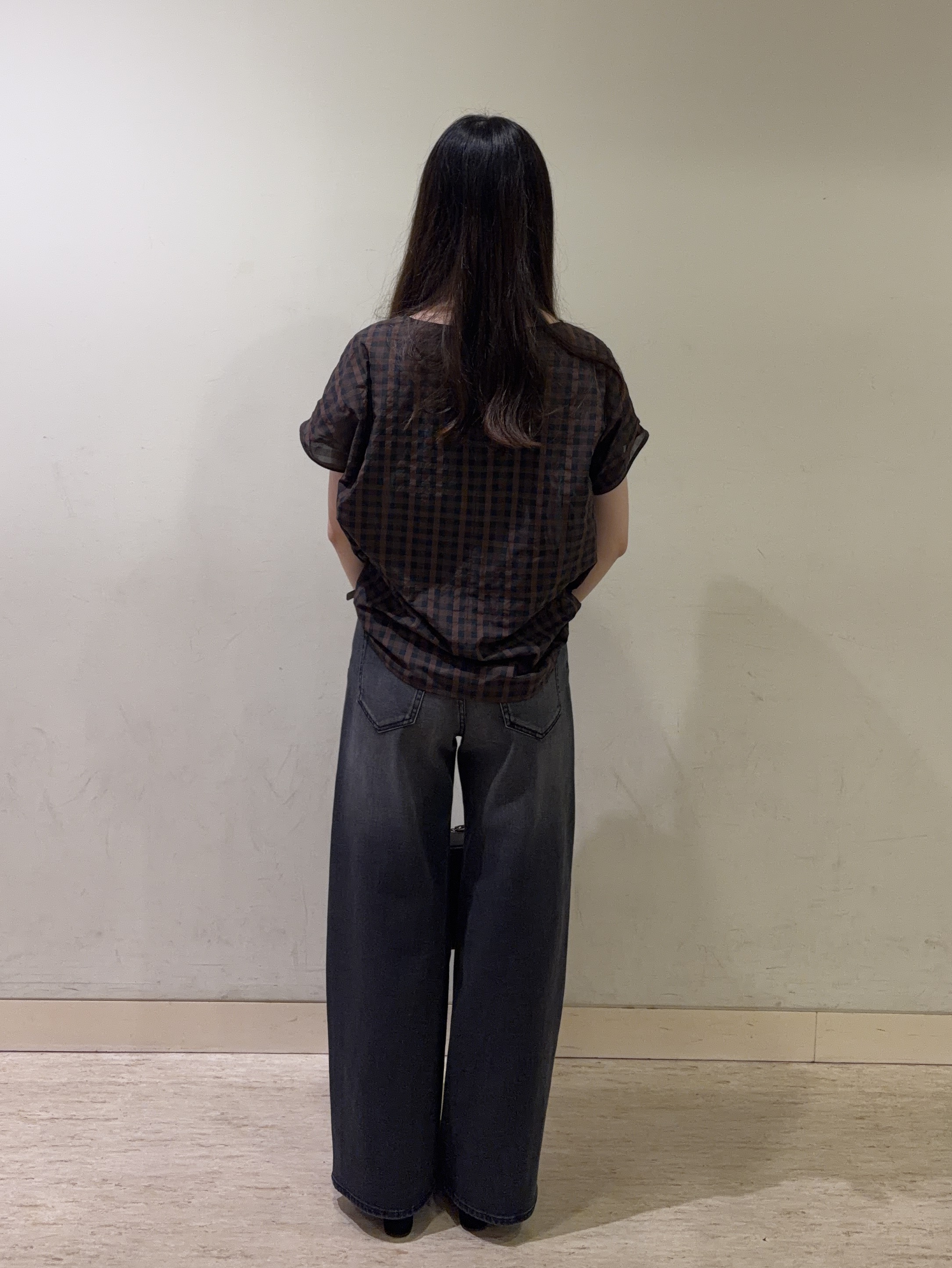mayuさんの「UNTITLED｜シアーチェックブラウス」を使ったコーディネート