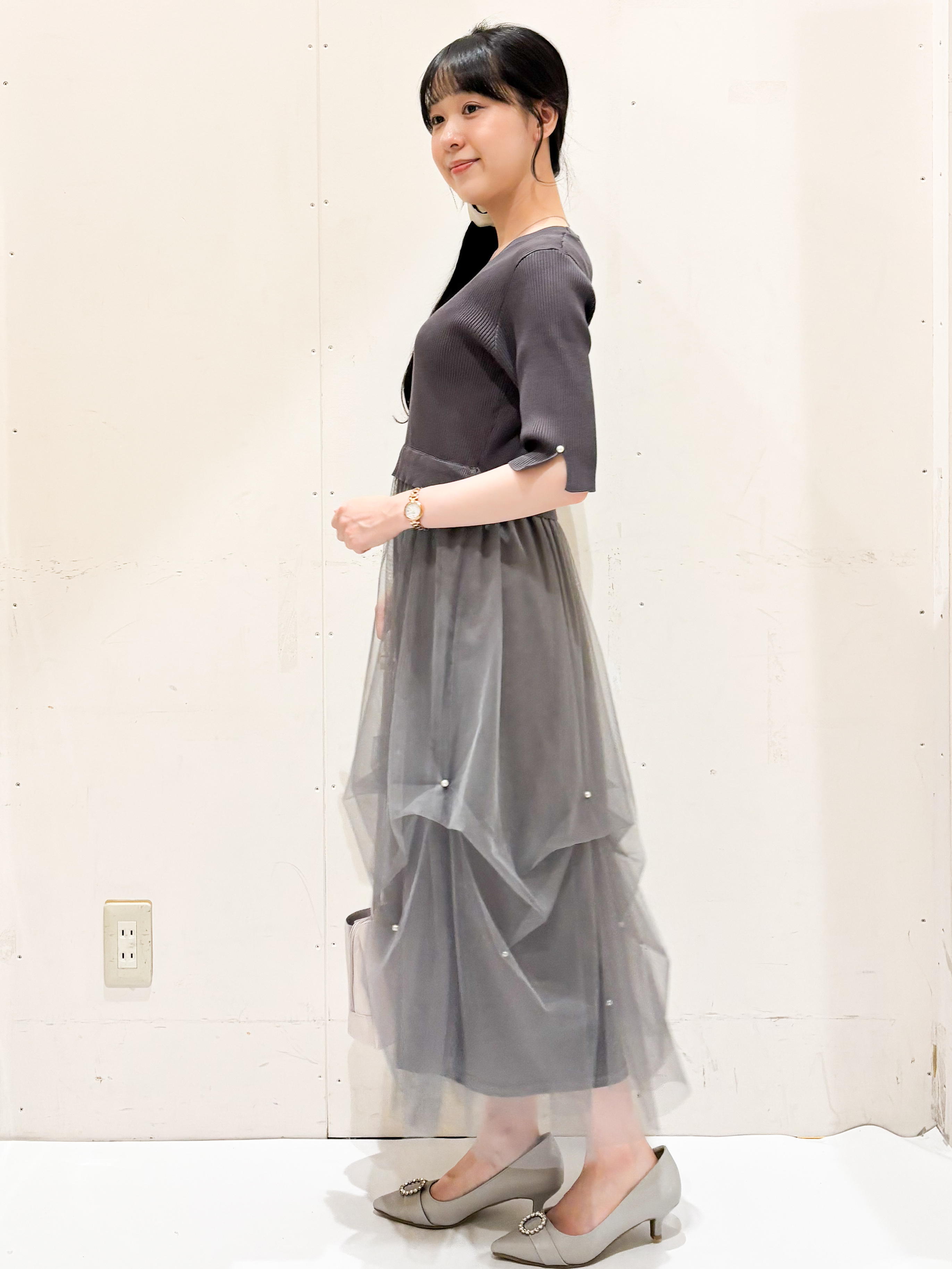 Hinaさんの「OPAQUE.CLIP｜チュールパール調ドッキングニットワンピース【洗濯機OK／抗ピル】」を使ったコーディネート