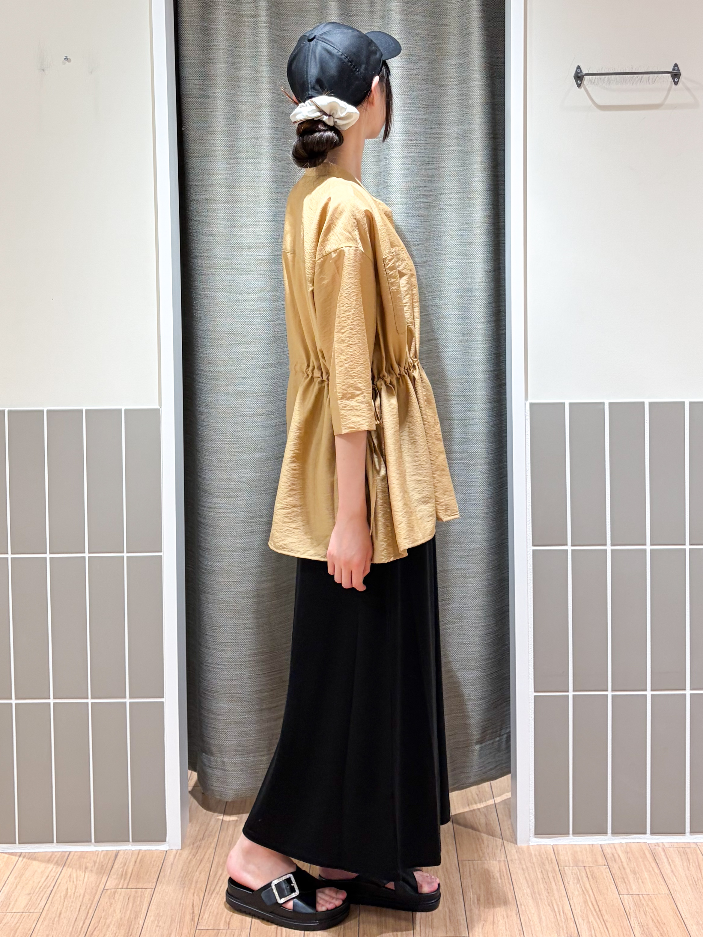 Kotoさんの「grove｜5分袖ver登場！【体型カバー・洗える】シアーサファリシャツジャケット」を使ったコーディネート