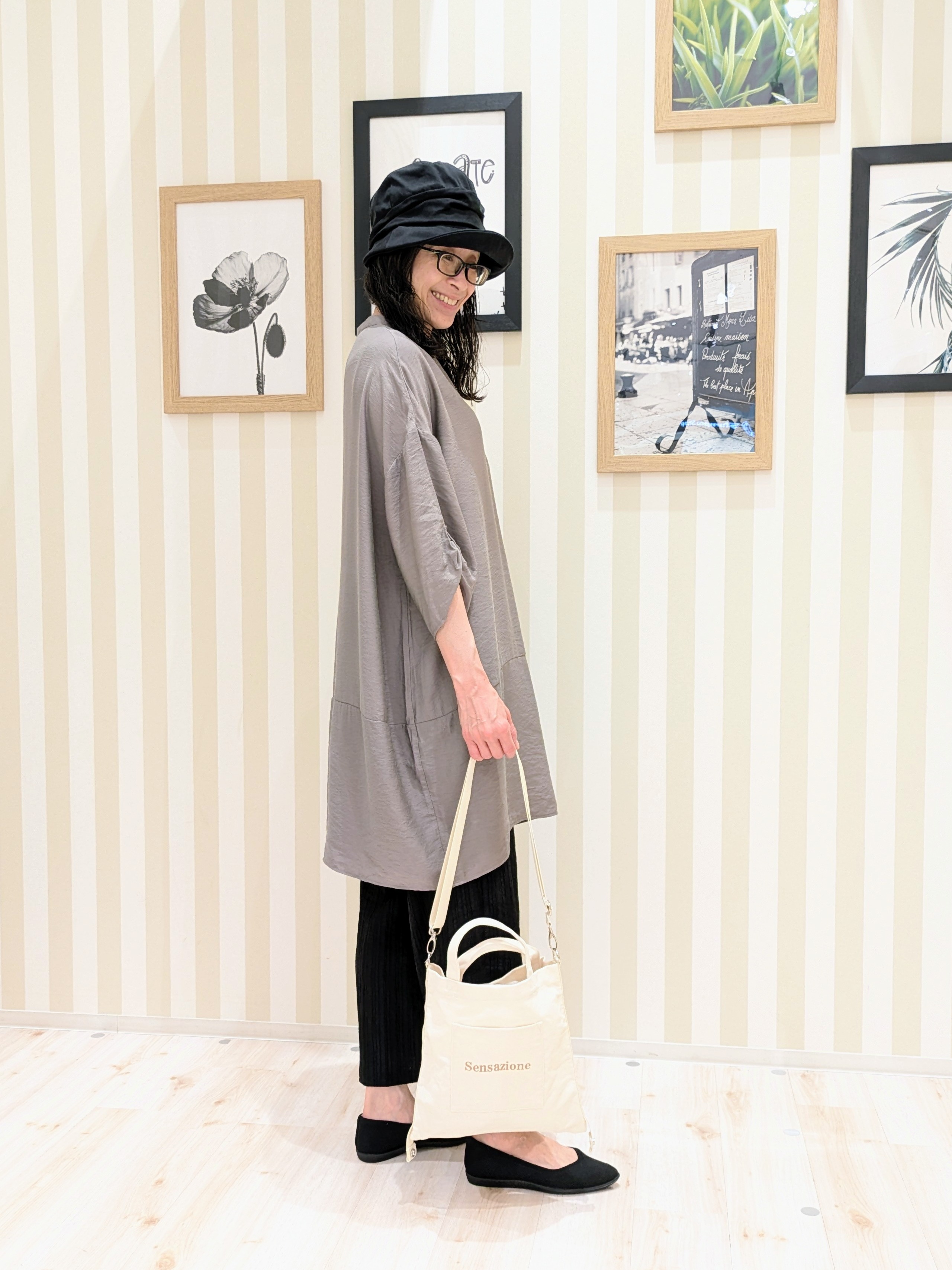 Mikiさんの「SHOO･LA･RUE｜【ひんやり/S-LL/洗濯後しわになりにくい】体型カバーにも ゆるっとリラックス 7分袖チュニック」を使ったコーディネート