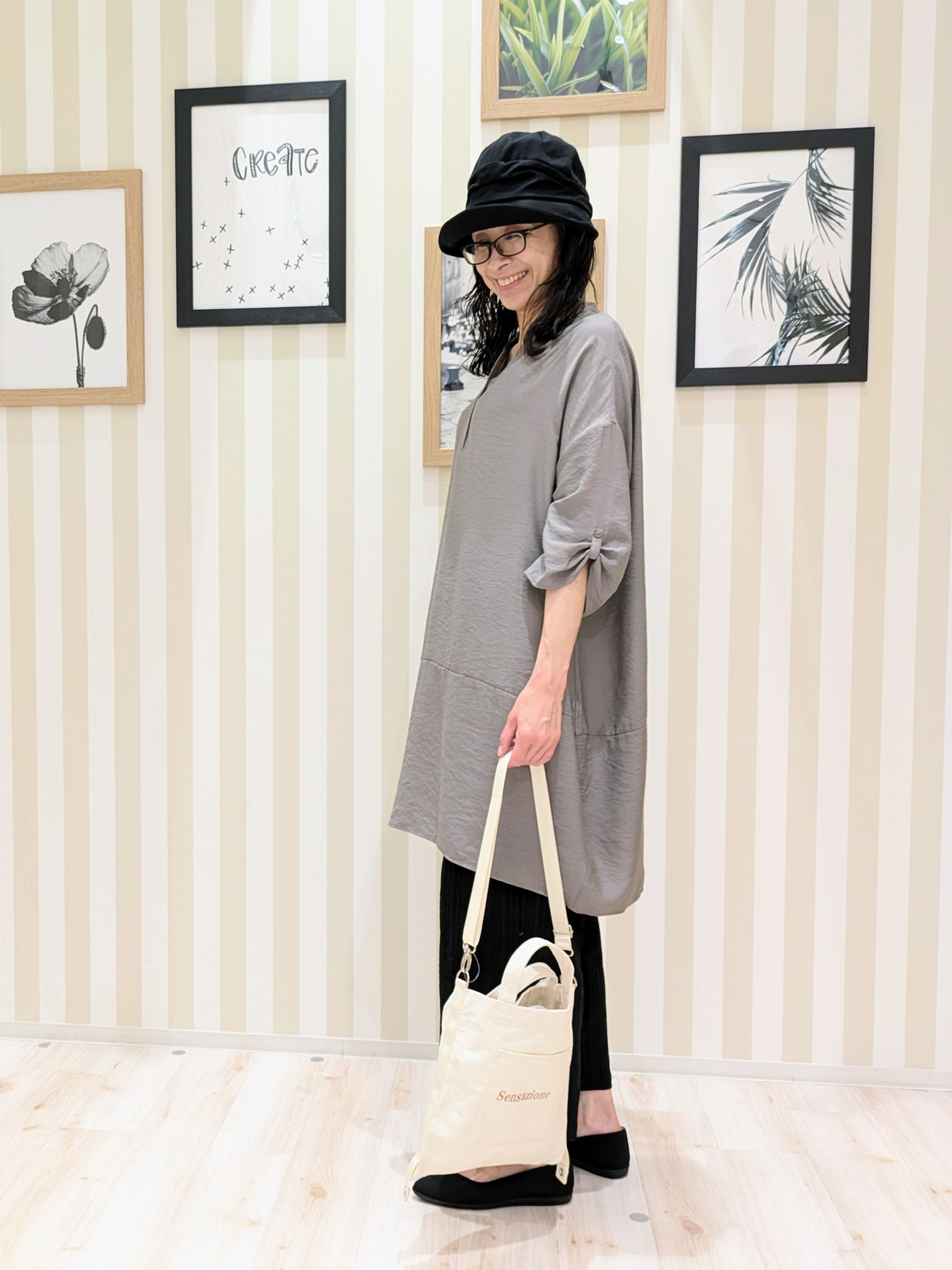 Mikiさんの「SHOO･LA･RUE｜【ひんやり/S-LL/洗濯後しわになりにくい】体型カバーにも ゆるっとリラックス 7分袖チュニック」を使ったコーディネート