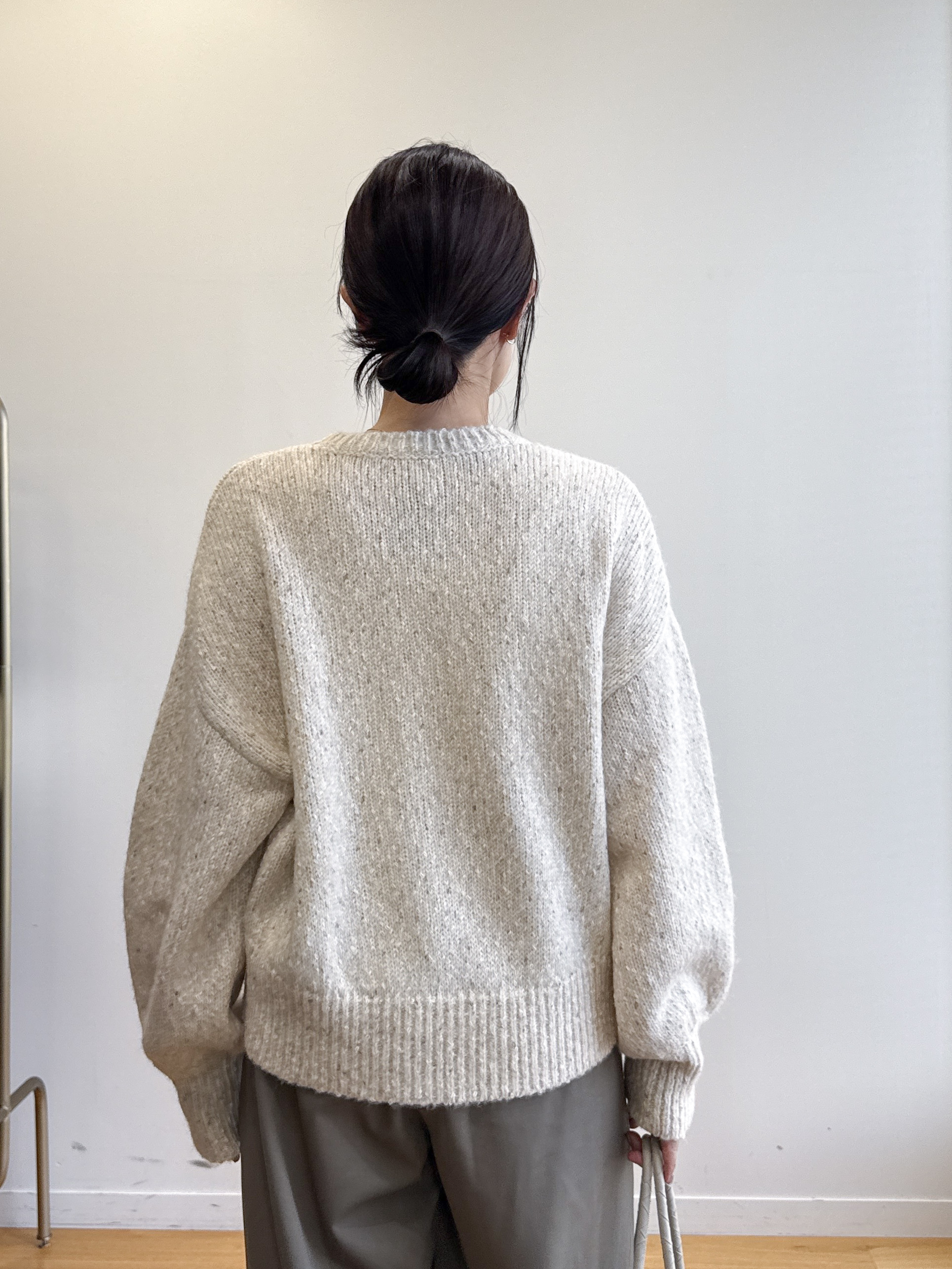 そねなおさんの「OPAQUE.CLIP｜タックバレルパンツ【洗濯機OK】」を使ったコーディネート