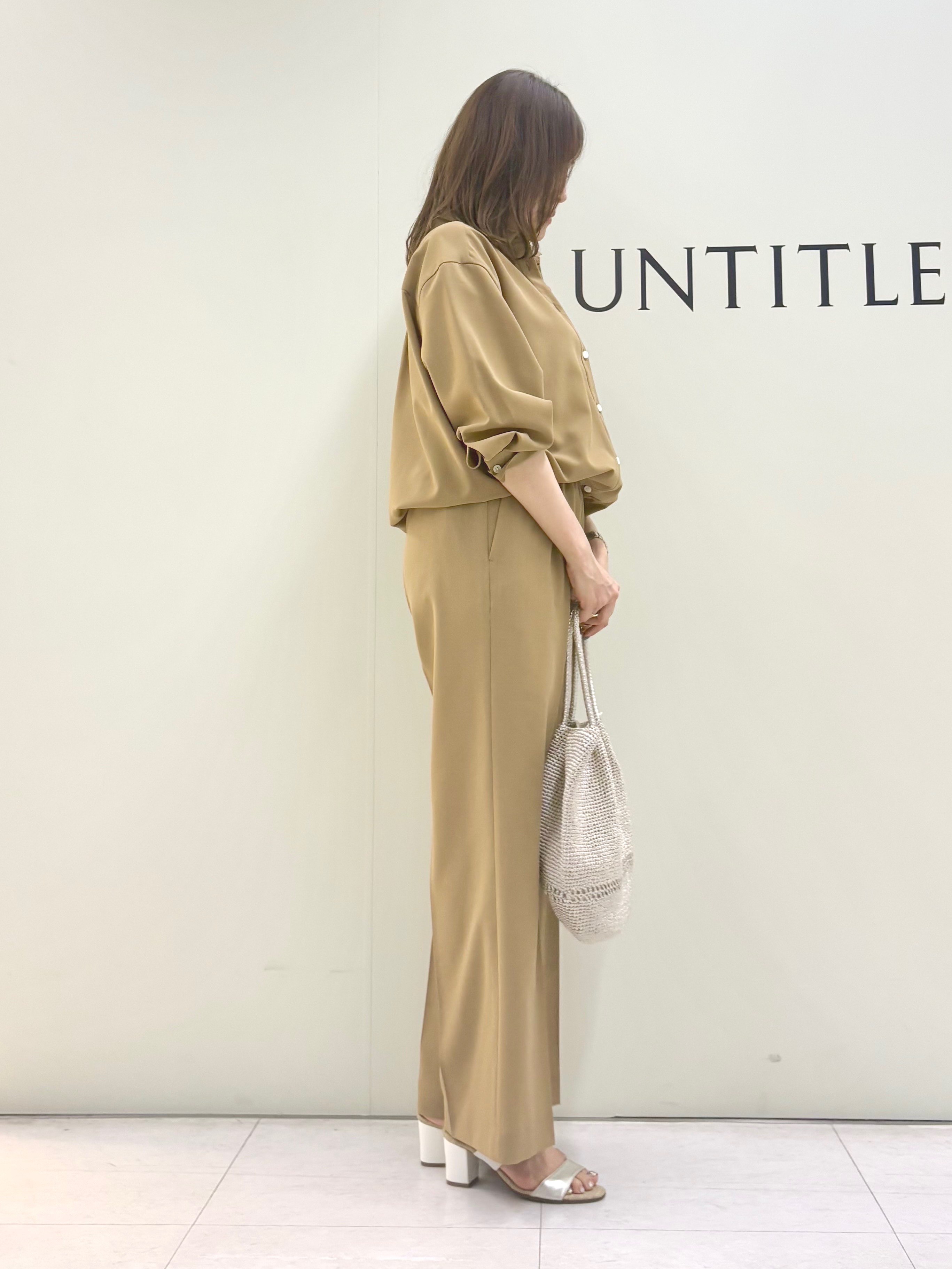 Sakaiさんの「UNTITLED｜【セットアップ可/UVカット/接触冷感】エアリークールドロストシャツ」を使ったコーディネート