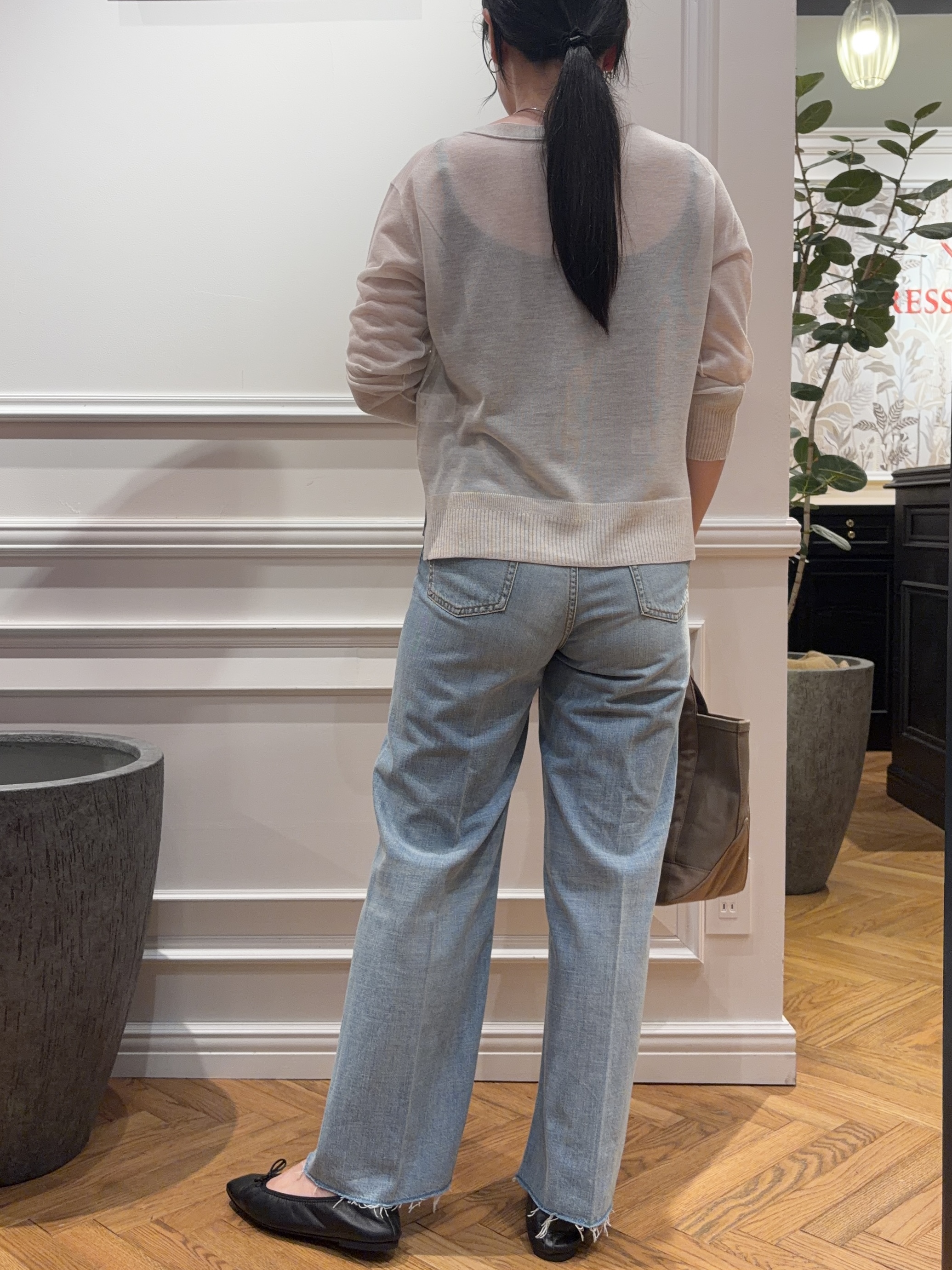 SAKAIさんの「DRESSTERIOR｜センタープレスストレートデニム」を使ったコーディネート