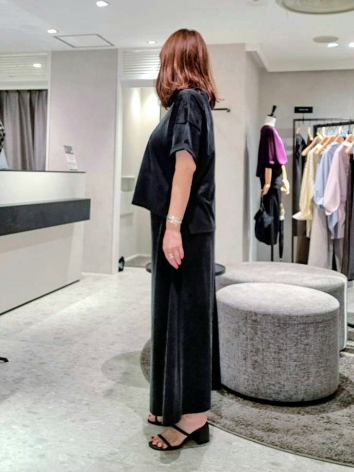 MAMIさんの「UNTITLED｜【セットアップ可/接触冷感】ヴィンテージライクプルオーバー」を使ったコーディネート